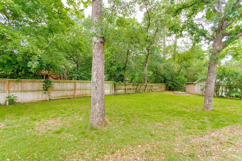 105 Grass Knoll Drive Hideaway TX 75771