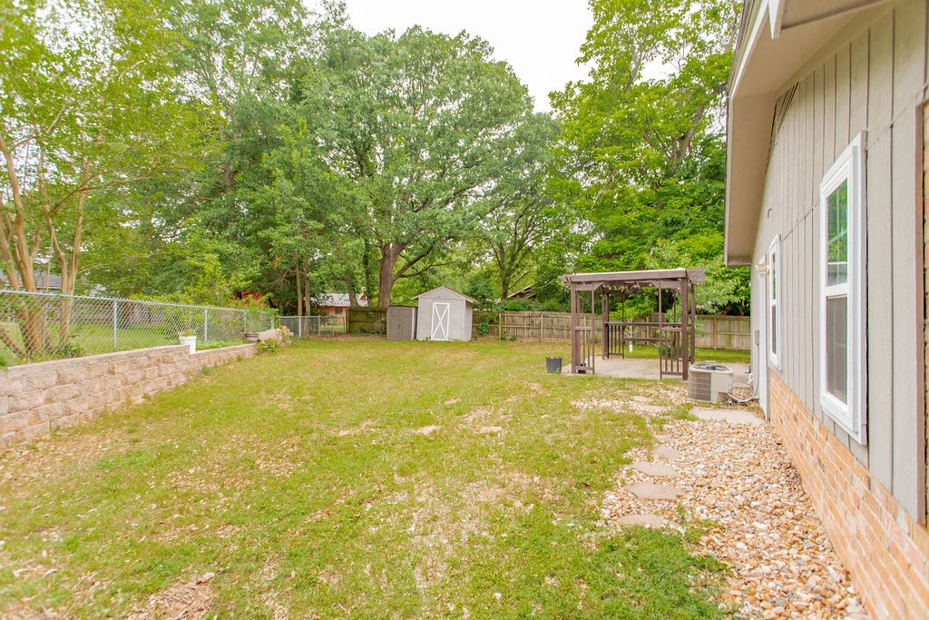 105 Grass Knoll Drive Hideaway TX 75771