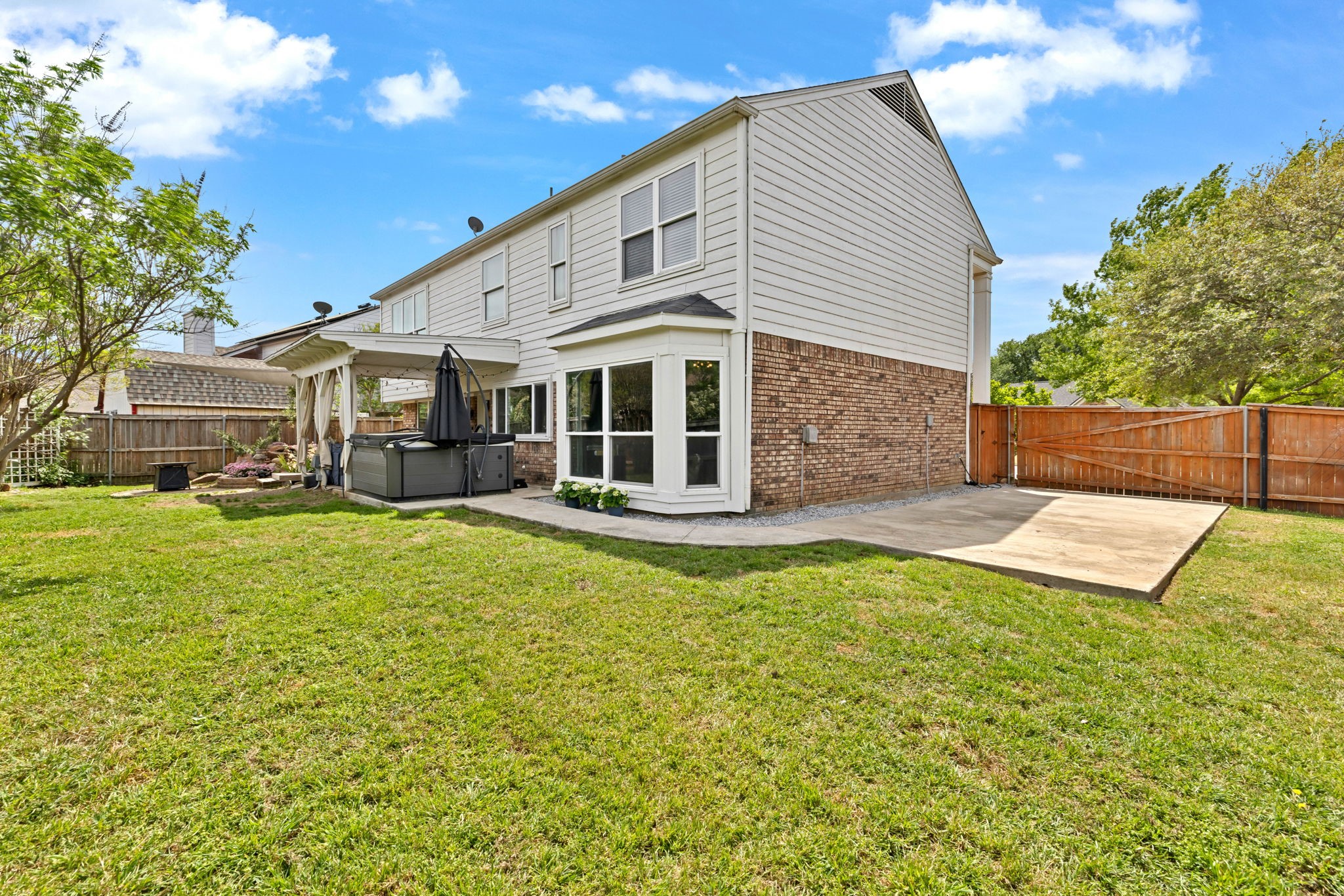 720 Bridget Way Hurst TX 76054