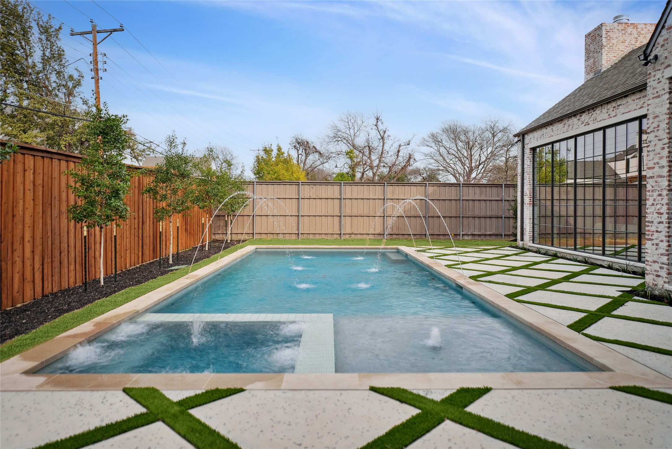 5945 Royal Crest Drive Dallas TX 75230