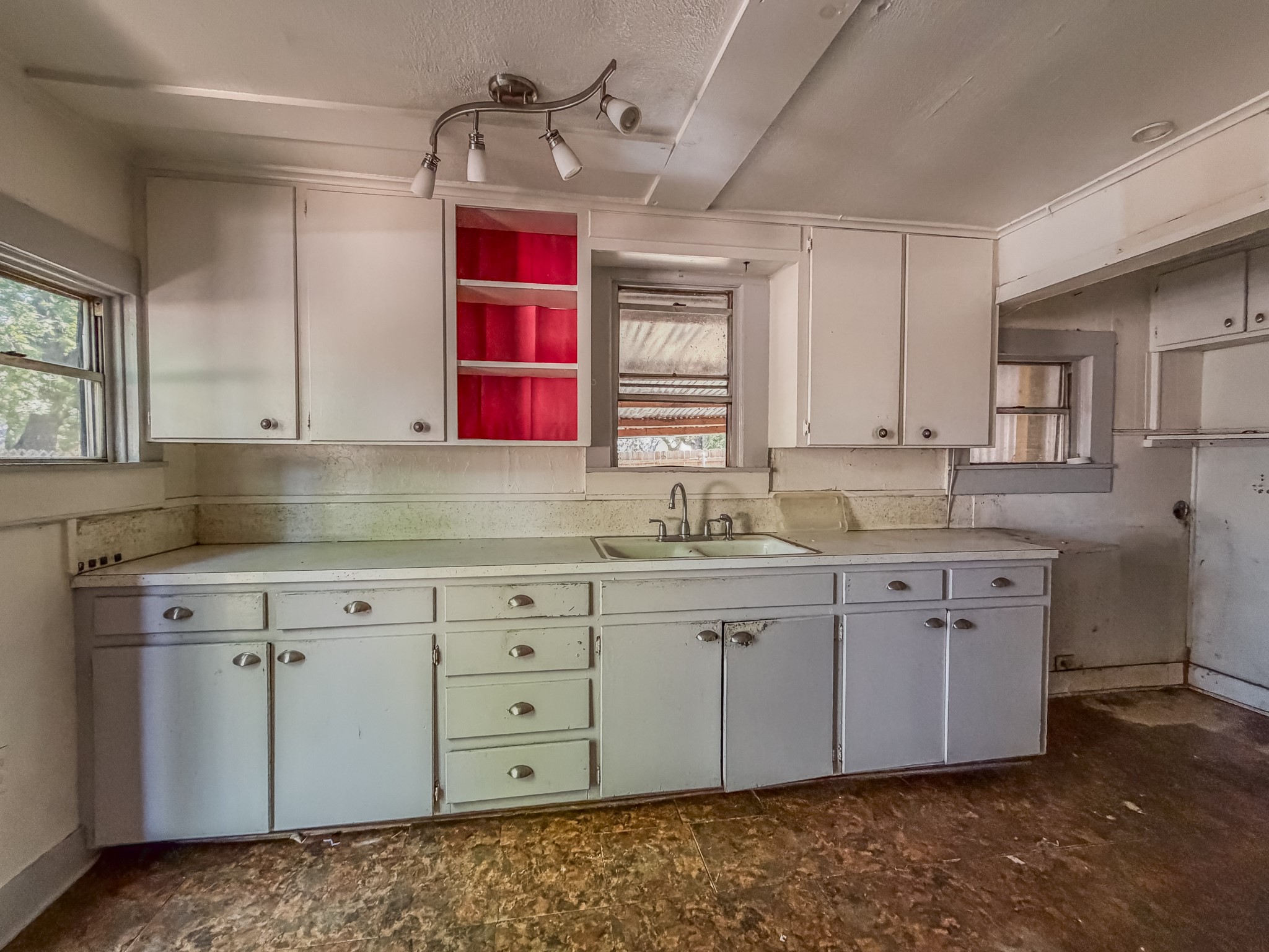 207 Cleveland Avenue Weatherford TX 76086