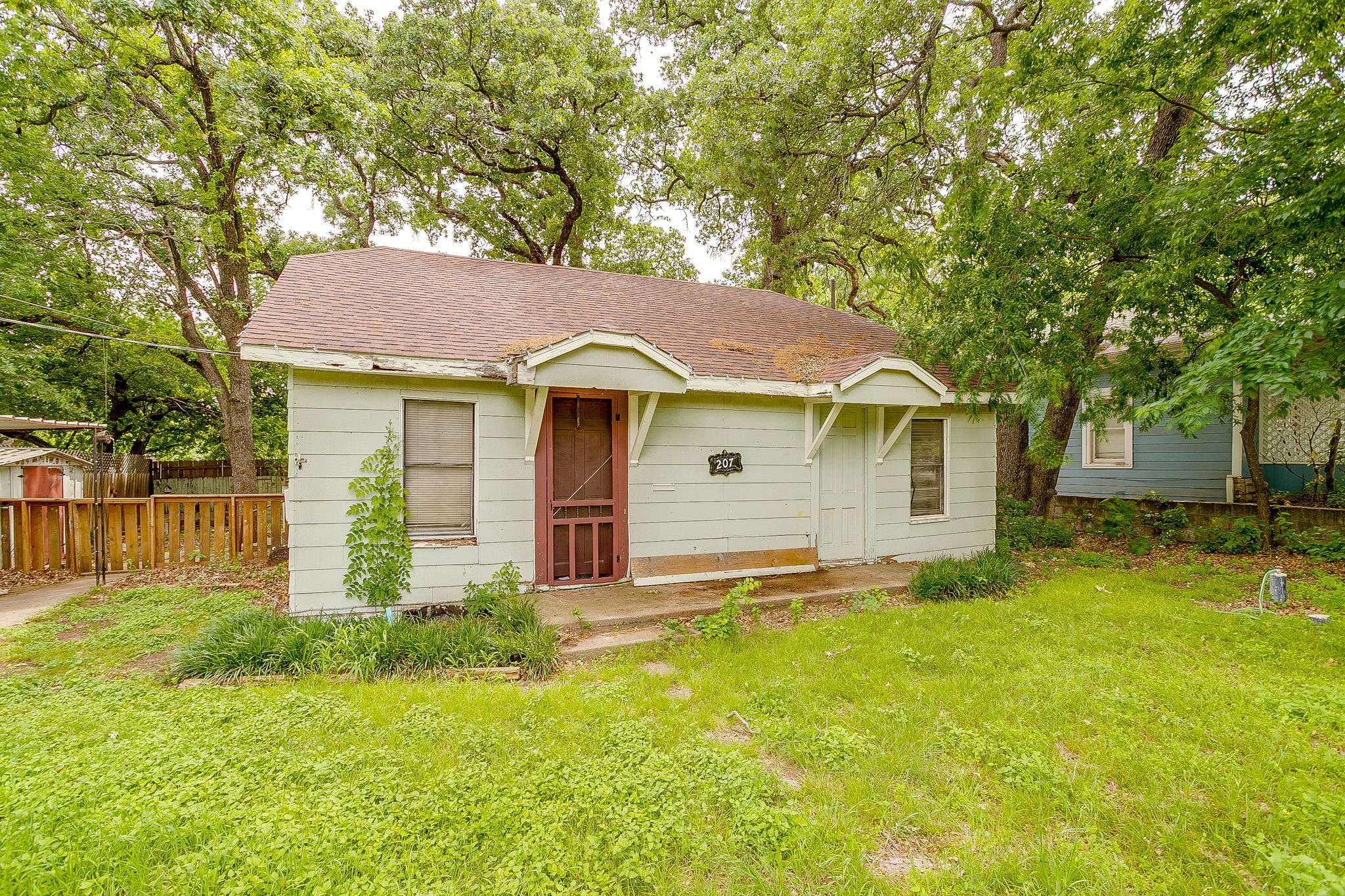 207 Cleveland Avenue Weatherford TX 76086