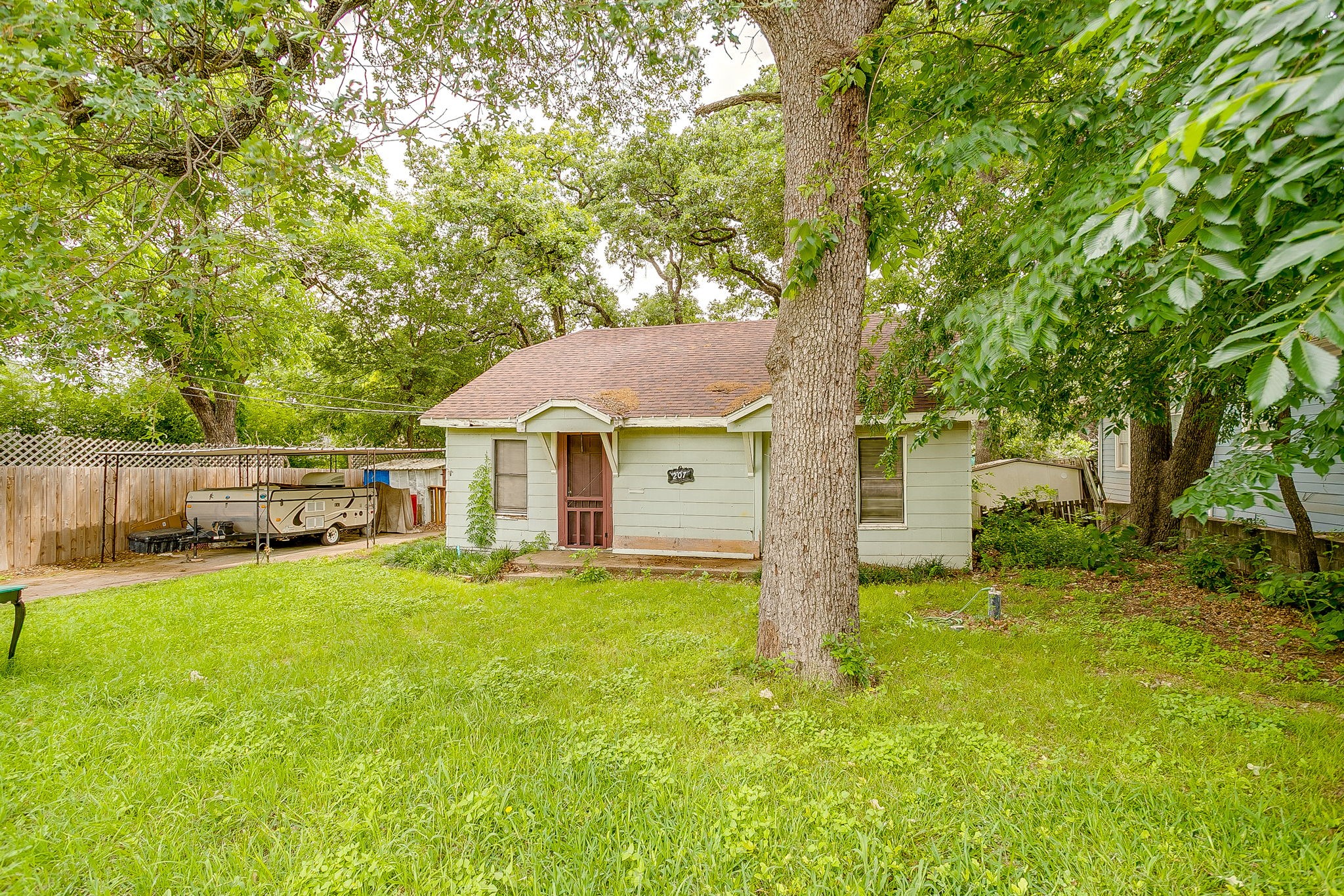 207 Cleveland Avenue Weatherford TX 76086
