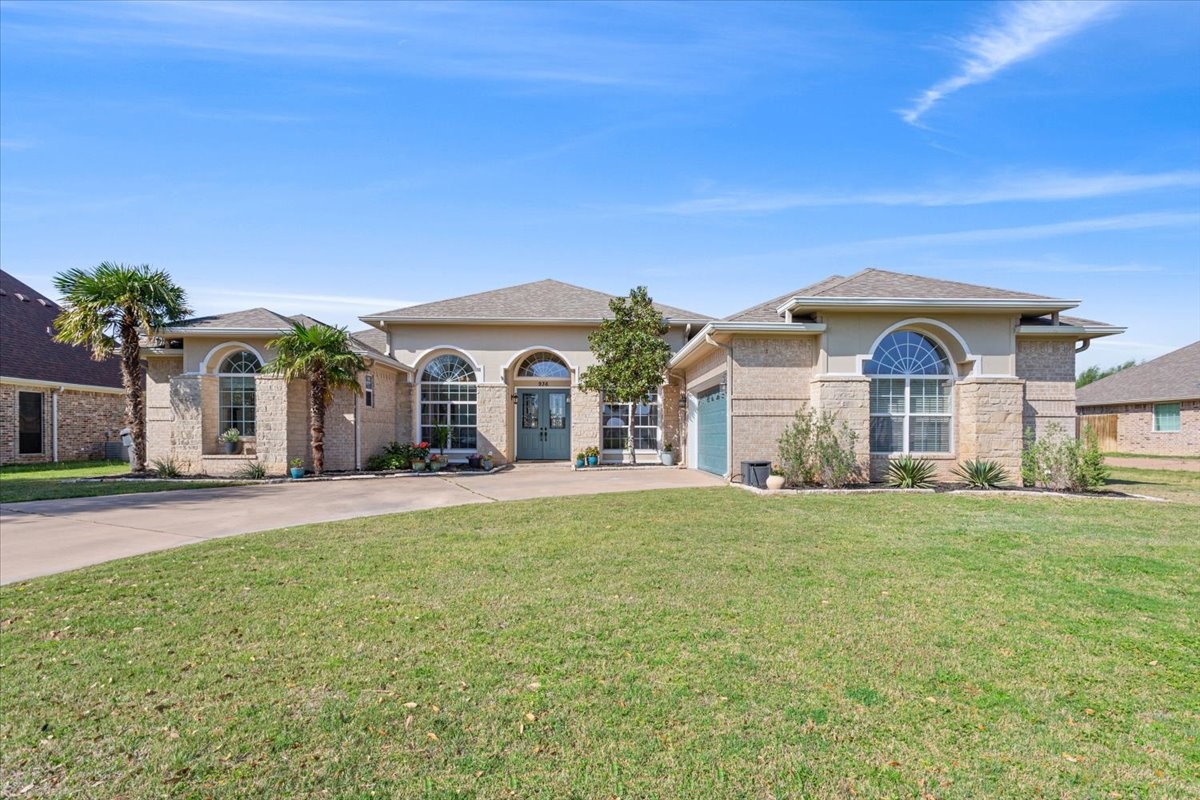 936 Queen Elizabeth Drive Waco TX 76657