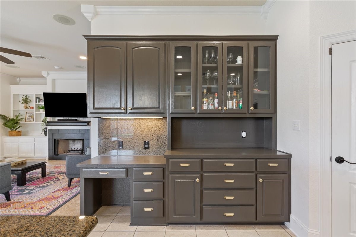 936 Queen Elizabeth Drive Waco TX 76657