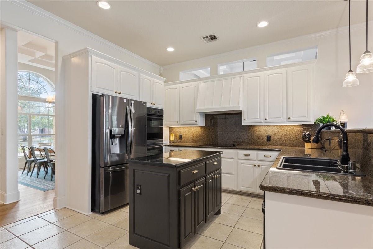 936 Queen Elizabeth Drive Waco TX 76657