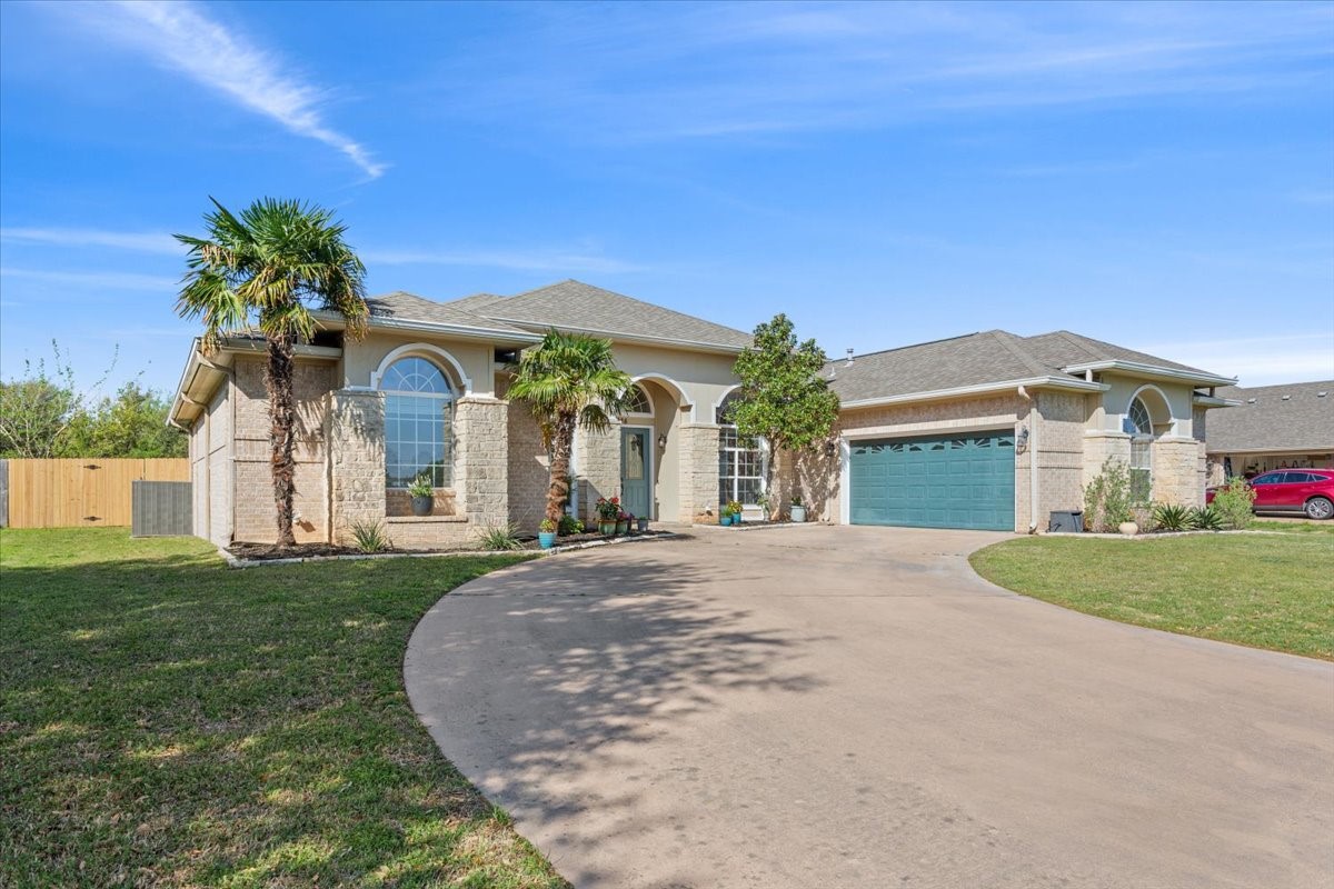 936 Queen Elizabeth Drive Waco TX 76657
