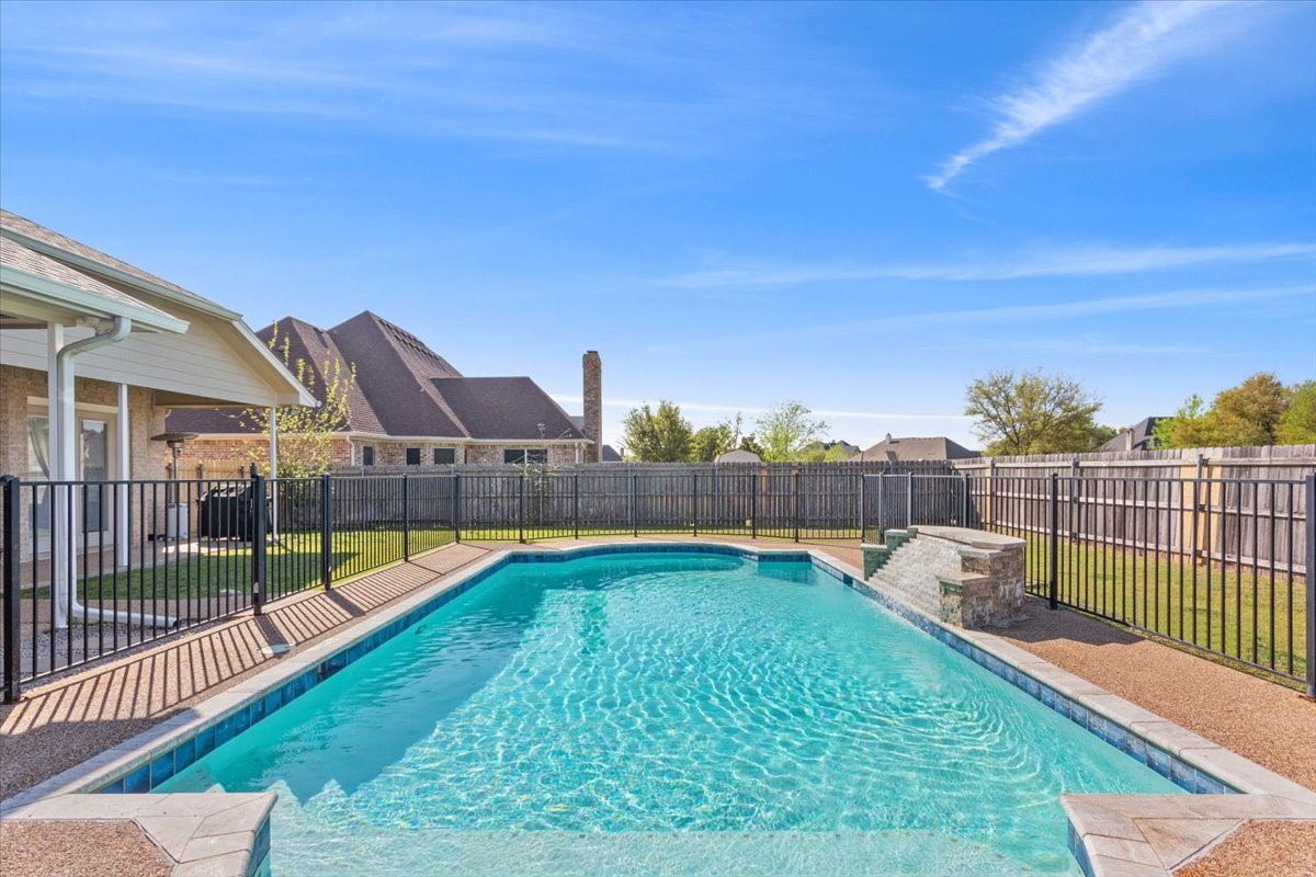 936 Queen Elizabeth Drive Waco TX 76657
