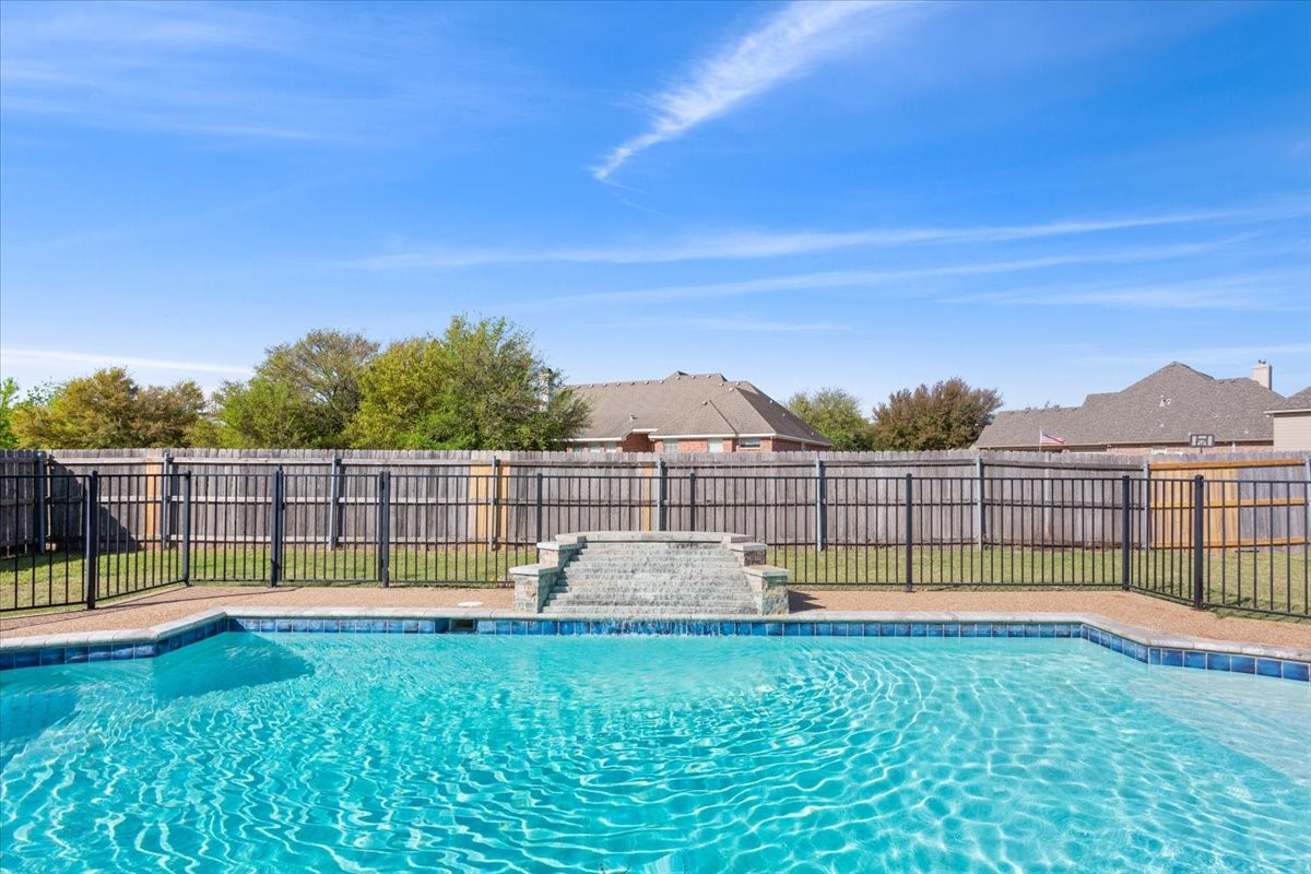 936 Queen Elizabeth Drive Waco TX 76657