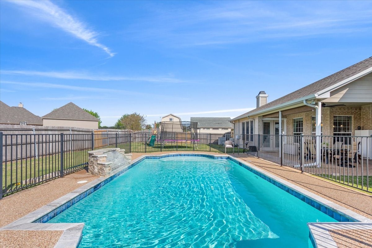 936 Queen Elizabeth Drive Waco TX 76657