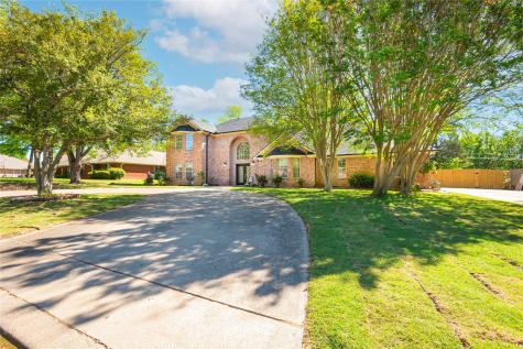 2020 Arbor Bend Street Bonham TX 75418