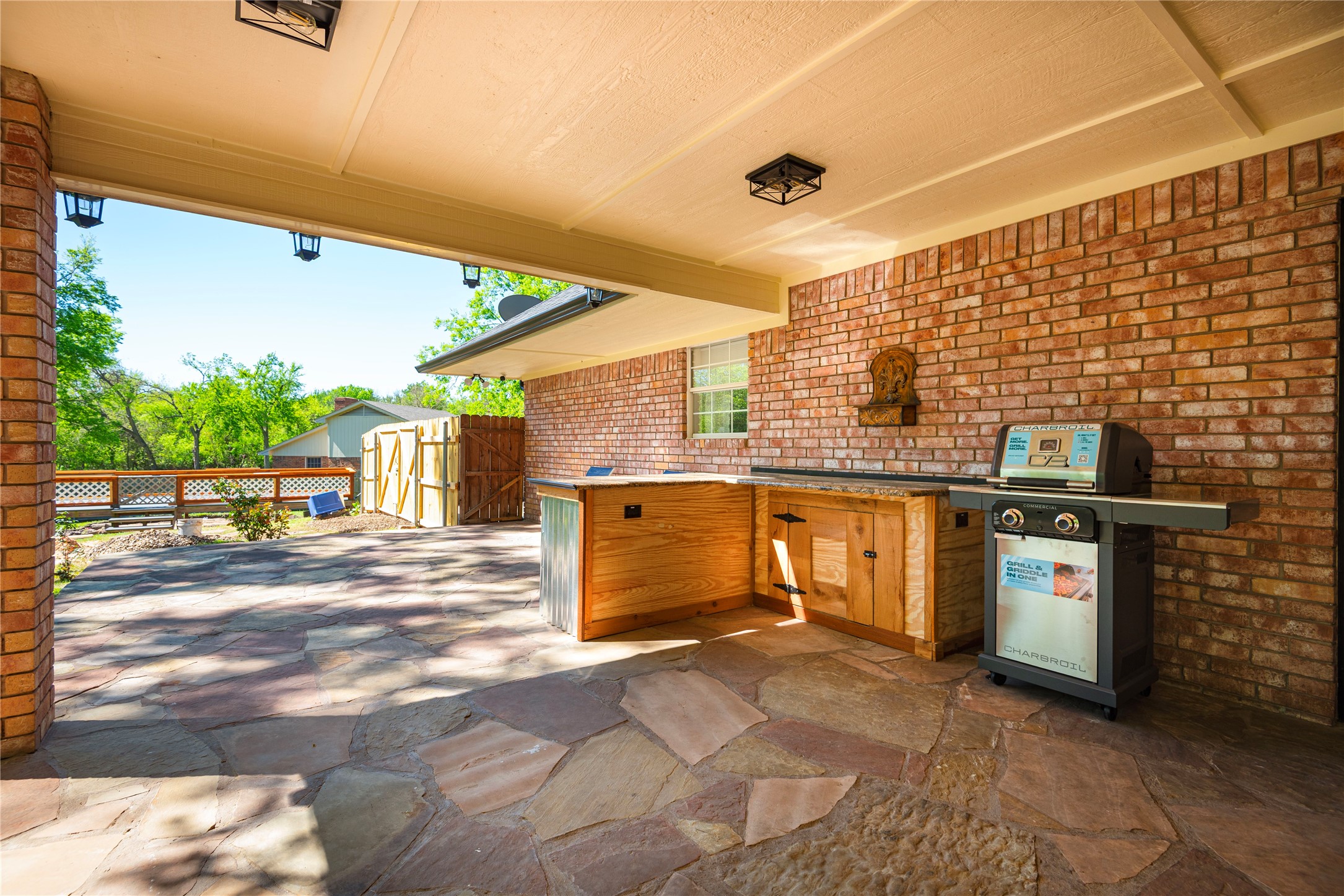 2020 Arbor Bend Street Bonham TX 75418