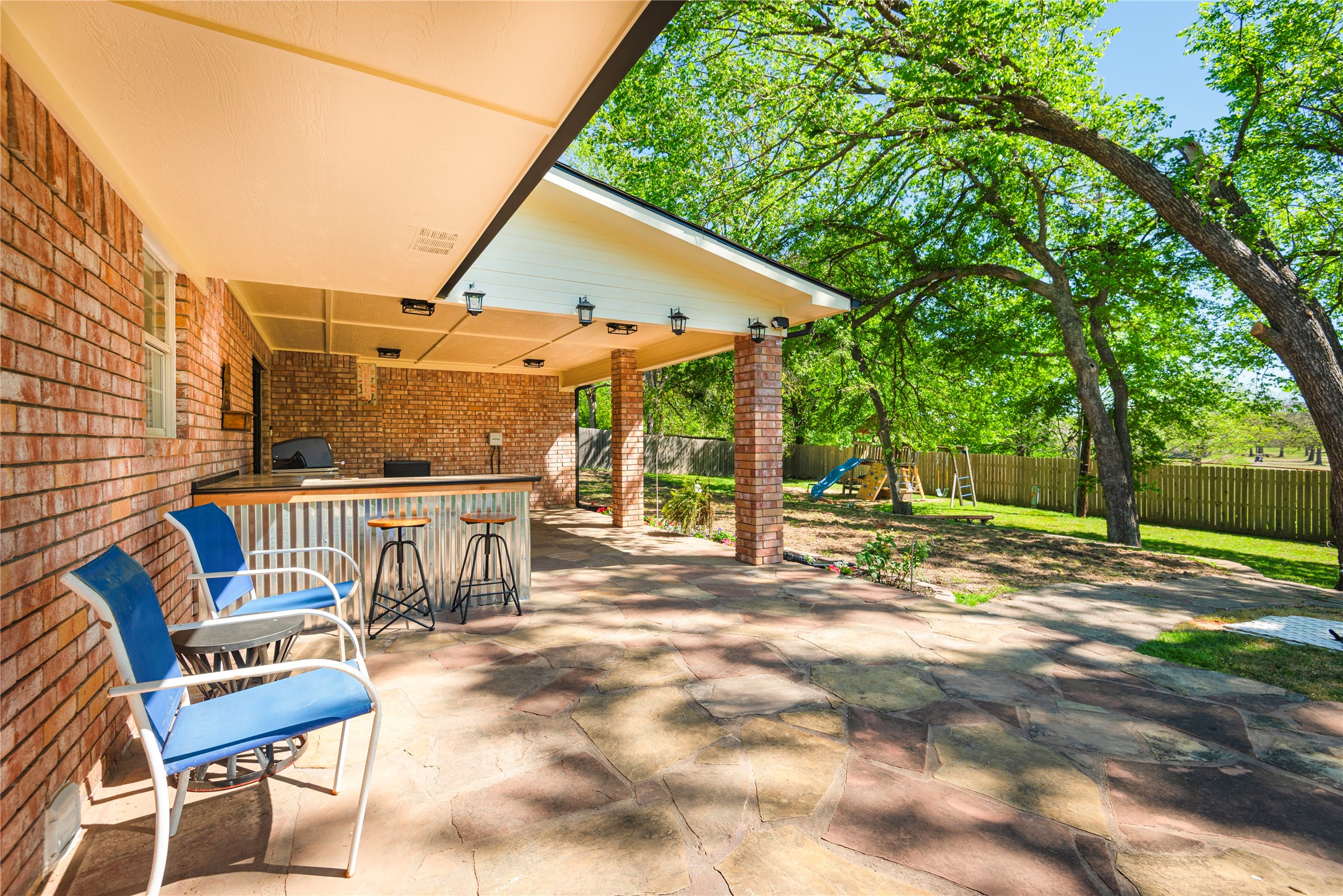 2020 Arbor Bend Street Bonham TX 75418