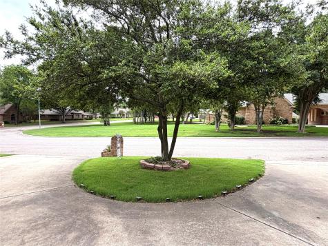 2020 Arbor Bend Street Bonham TX 75418
