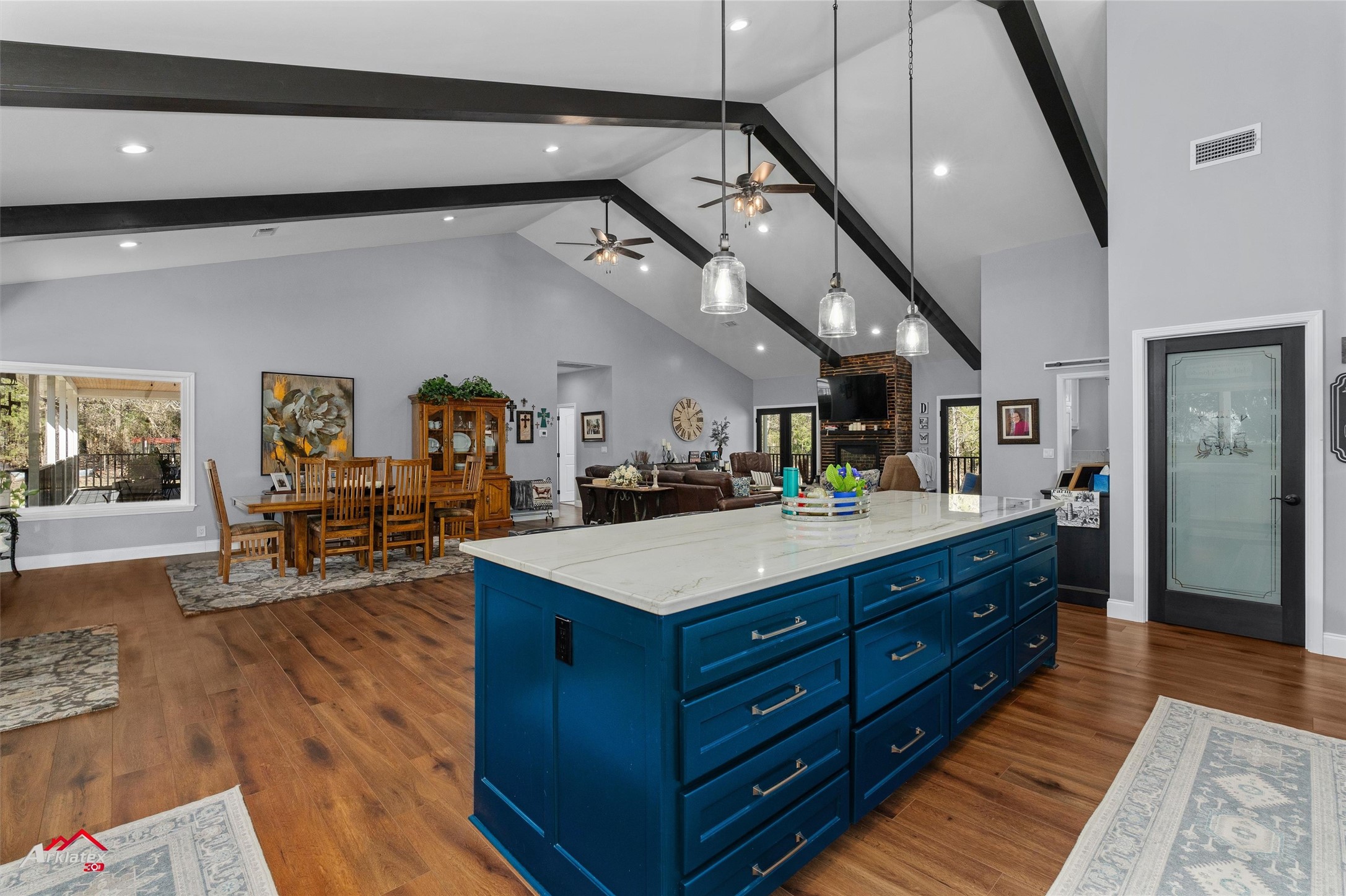 6270 N Us Highway 259 Naples TX 75568
