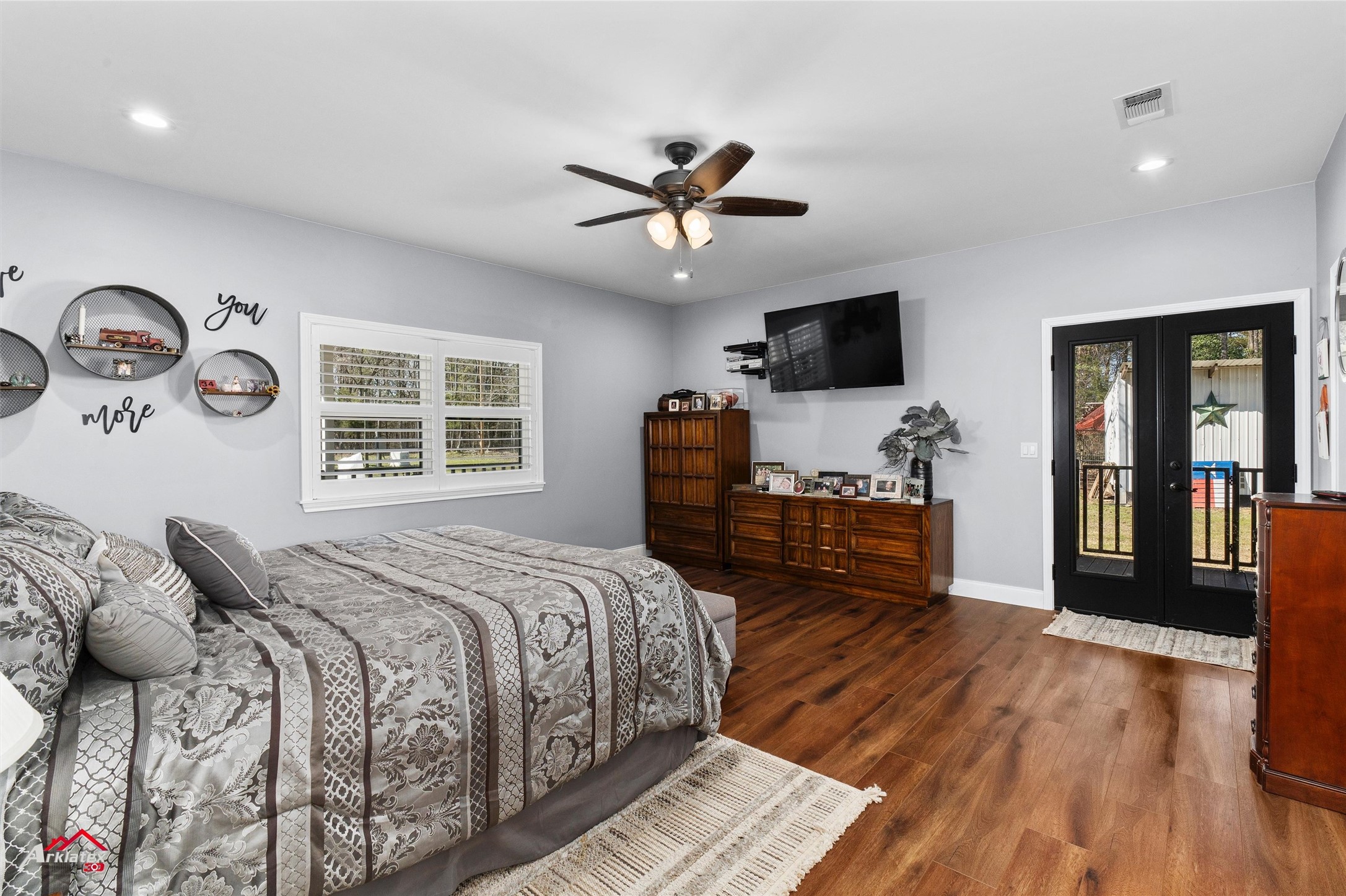 6270 N Us Highway 259 Naples TX 75568