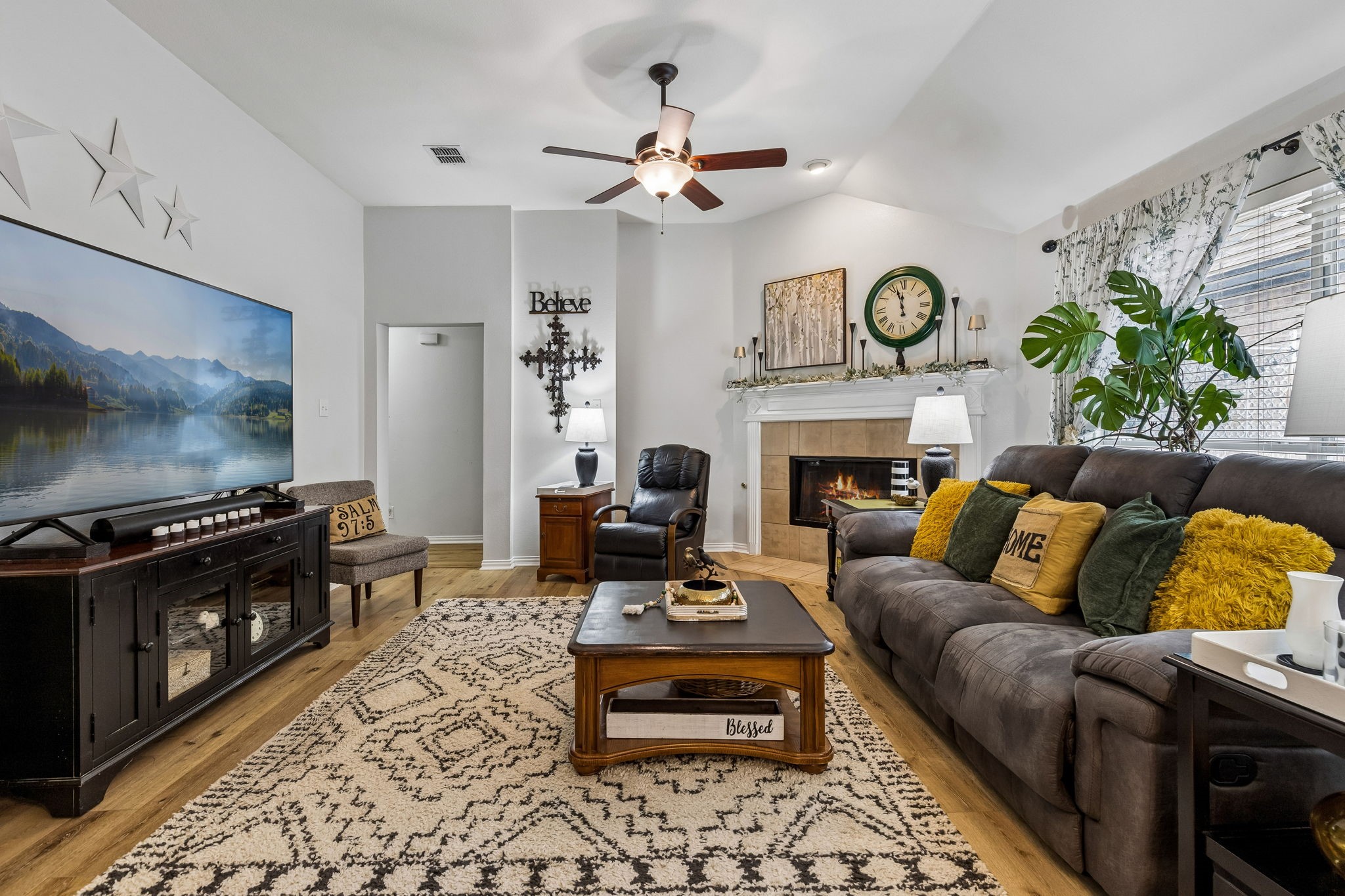 2136 Pritchard Drive Grapevine TX 76051