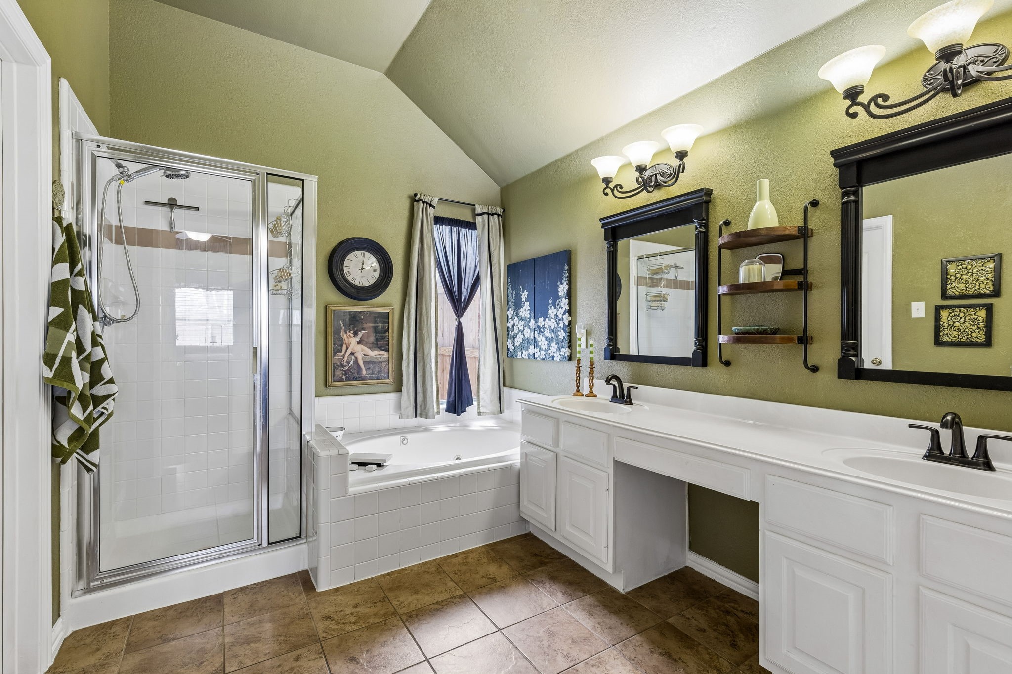 2136 Pritchard Drive Grapevine TX 76051