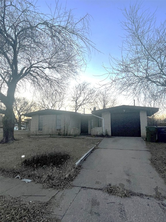 537 Henderson Circle Garland TX 75040