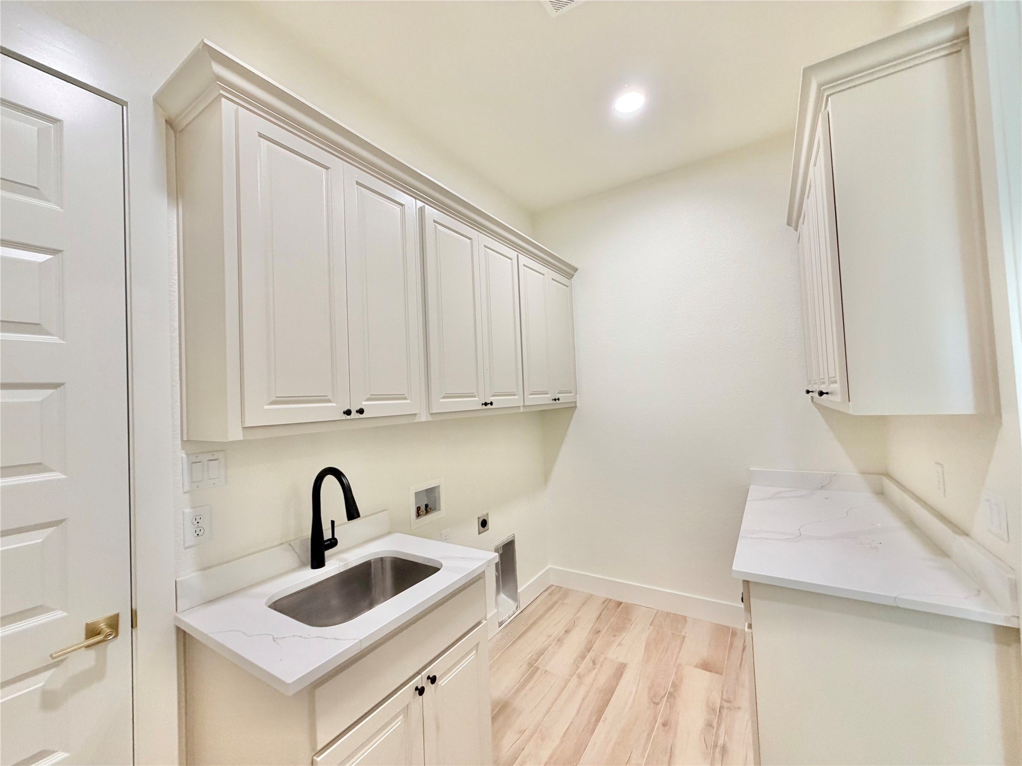 2020 Collin Street Weatherford TX 76085