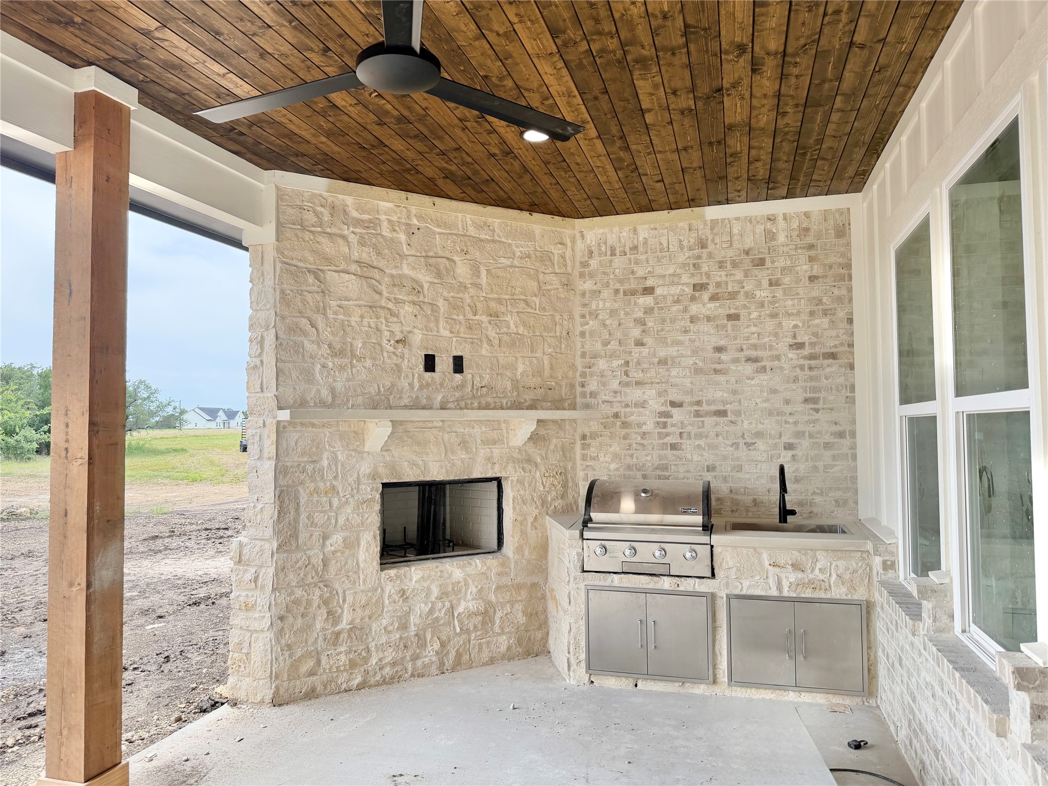 2020 Collin Street Weatherford TX 76085
