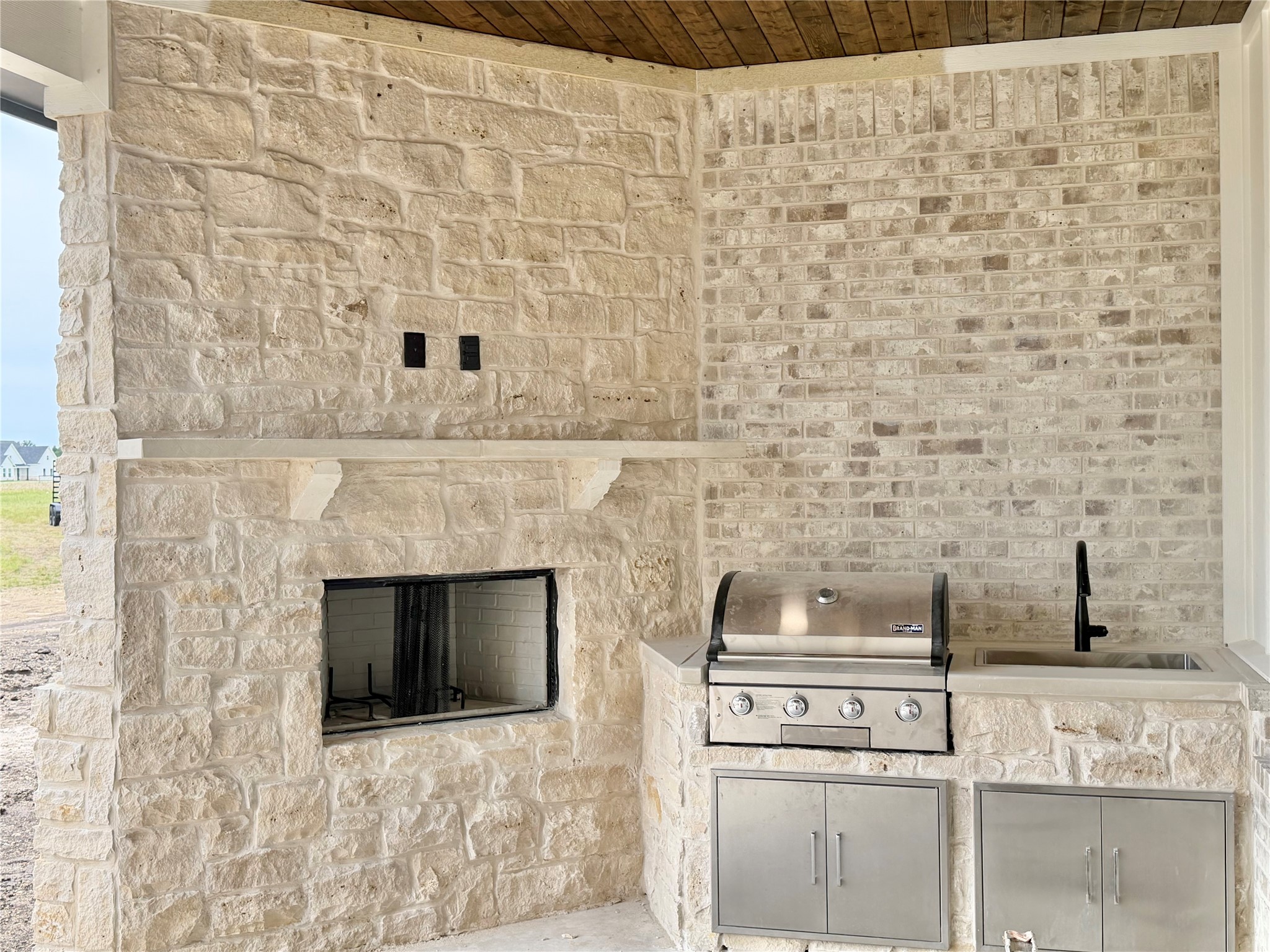 2020 Collin Street Weatherford TX 76085