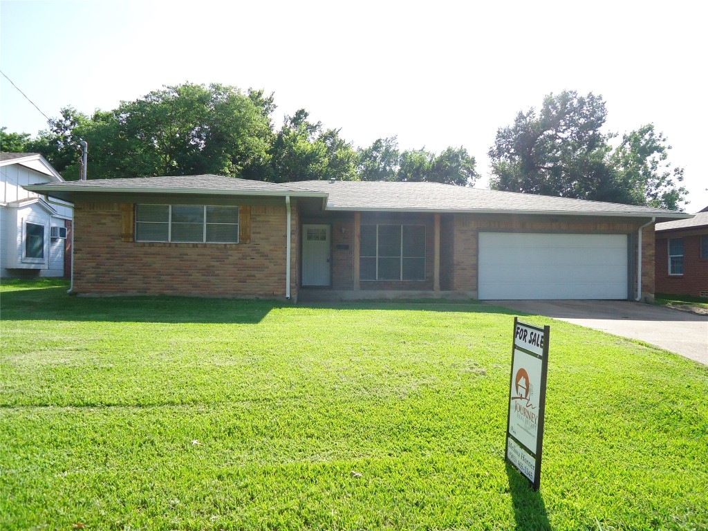 1616 N Alexander Street Sherman TX 75092