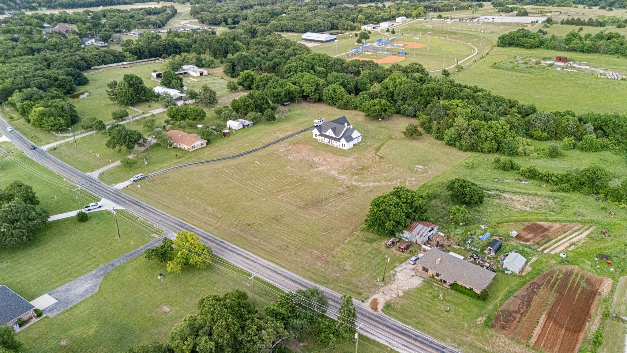 2972 N Trinity Street Decatur TX 76234