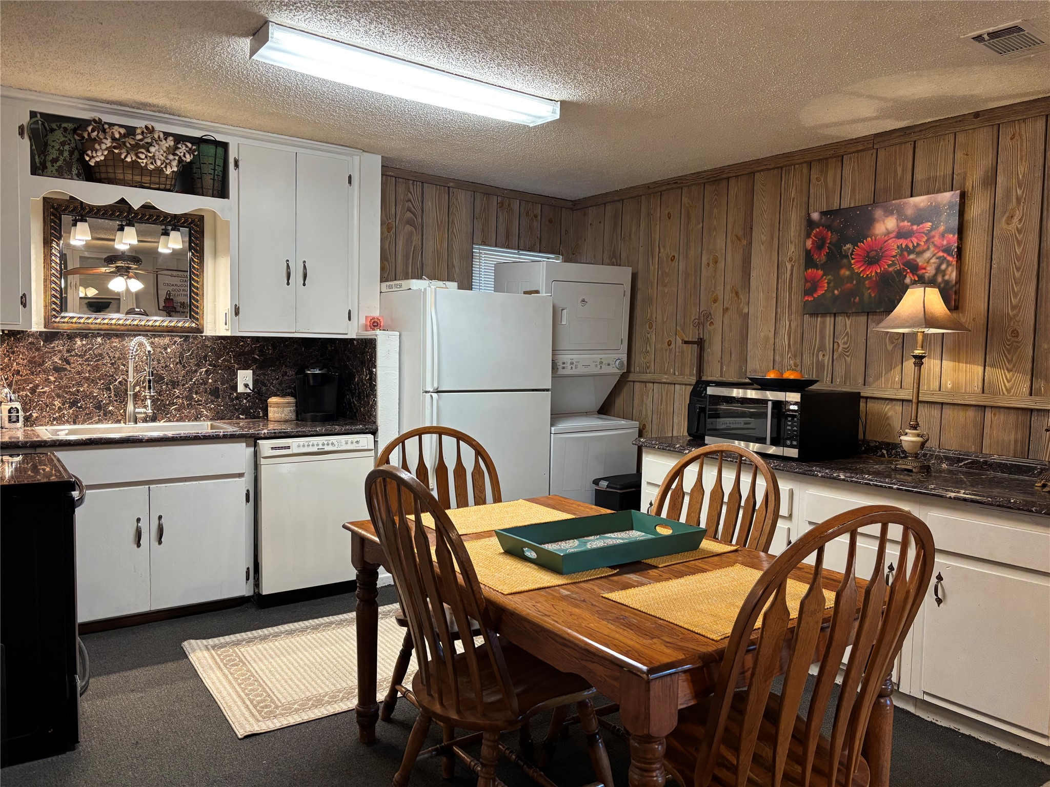 4108 Earl Street Haltom City TX 76111