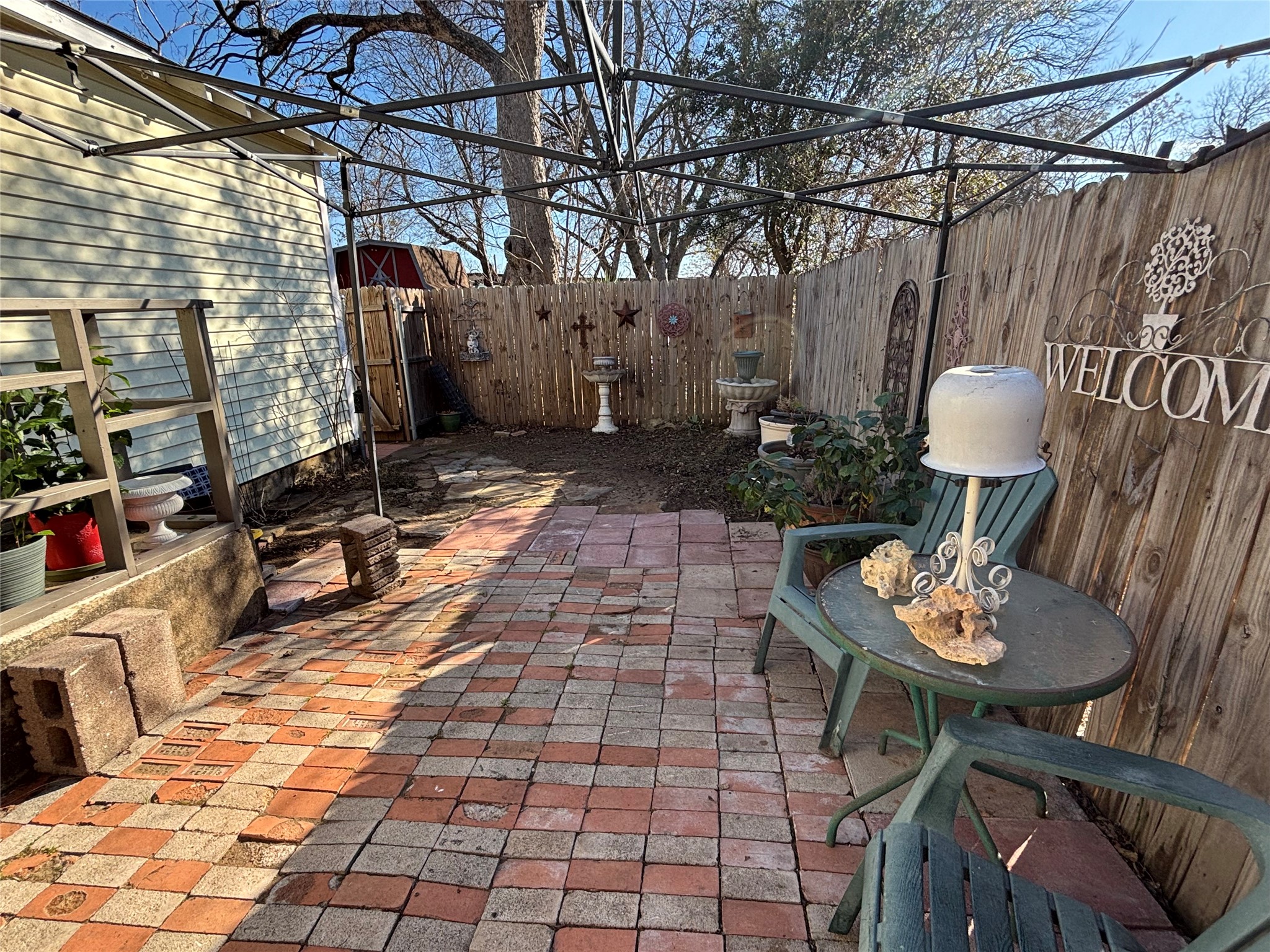 4108 Earl Street Haltom City TX 76111
