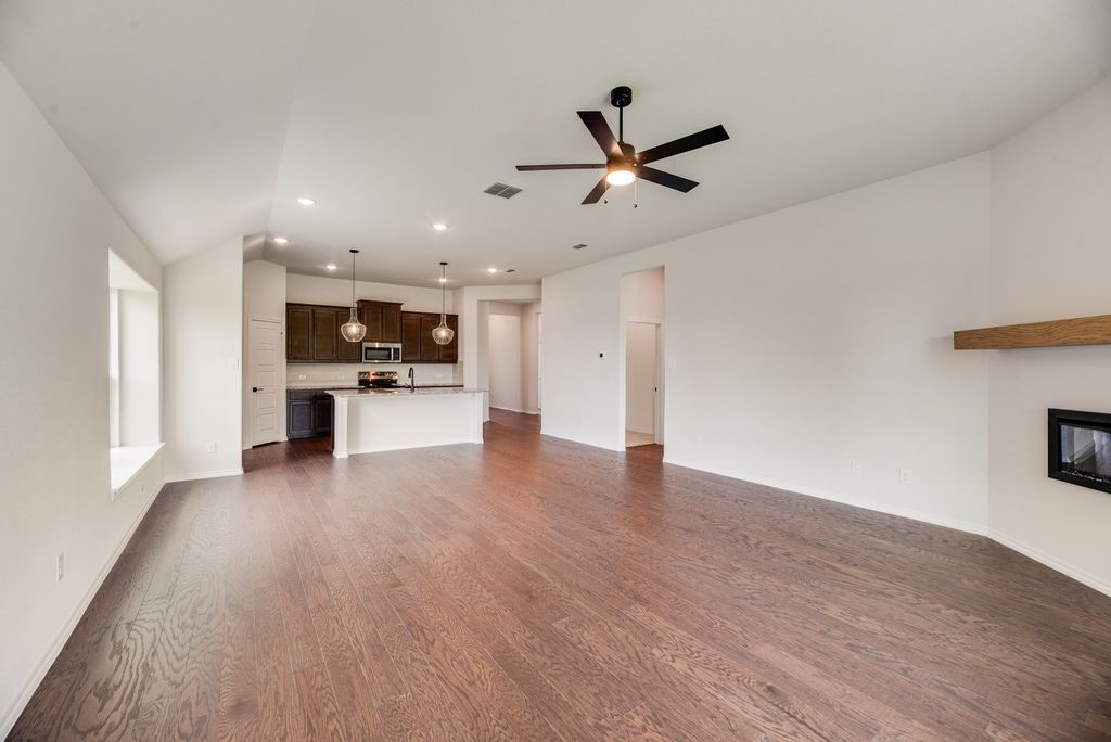 284 Coronado Court Granbury TX 76048