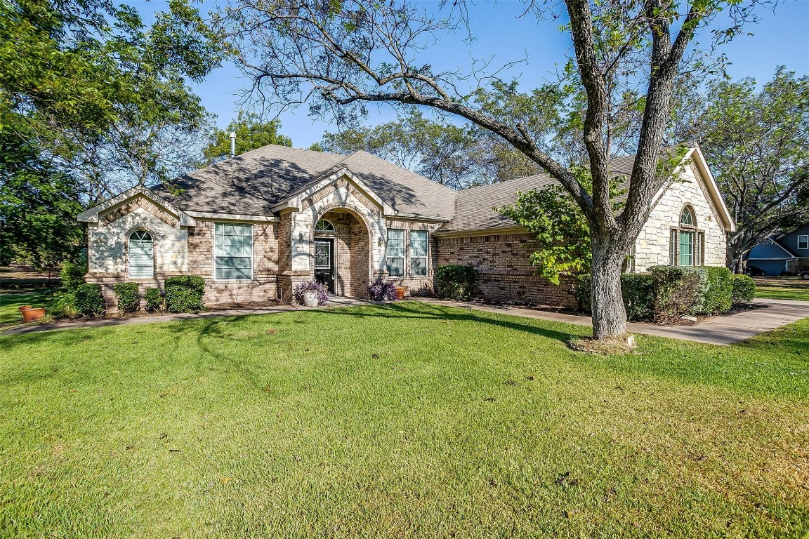 9014 Monticello Drive Granbury TX 76049