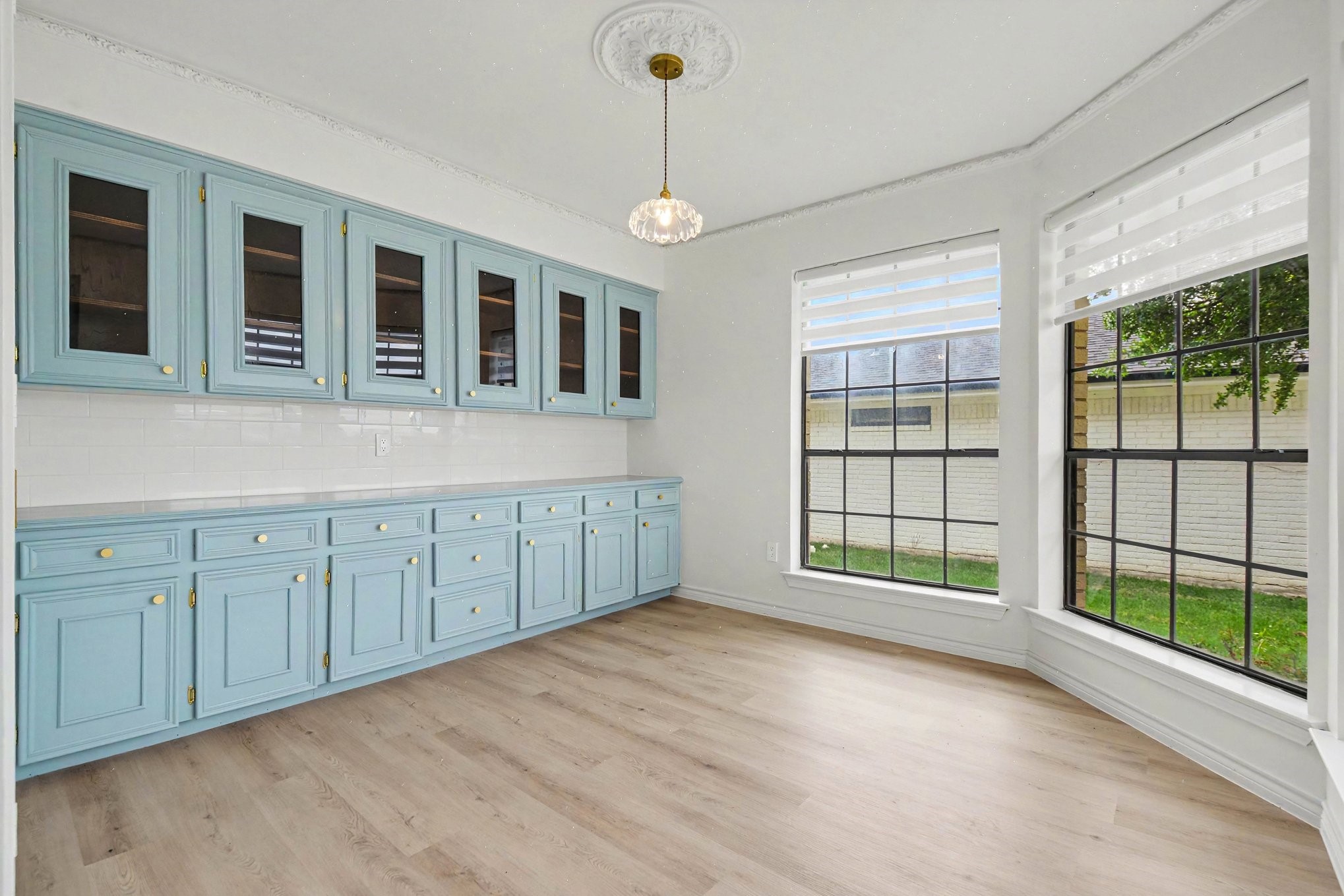 1702 Surrey Court Garland TX 75043
