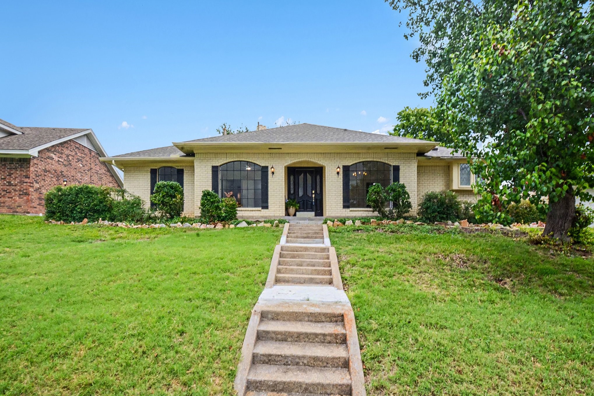 1702 Surrey Court Garland TX 75043