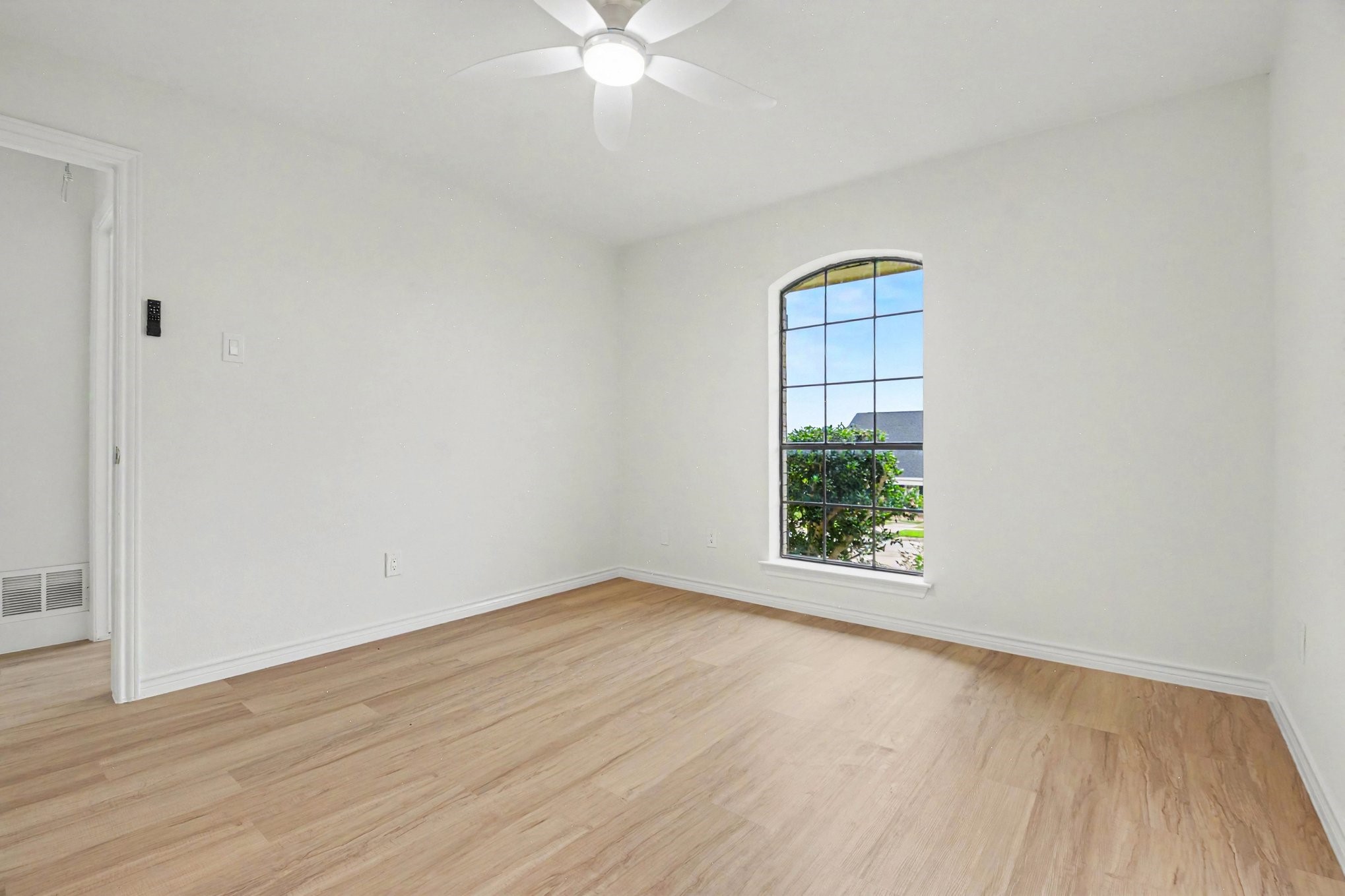 1702 Surrey Court Garland TX 75043
