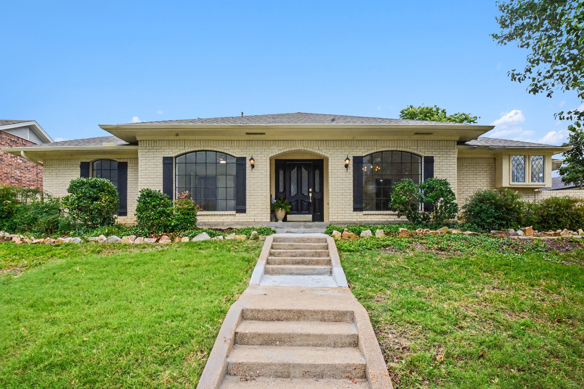 1702 Surrey Court Garland TX 75043