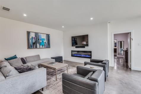 4015 Lively Lane Dallas TX 75220