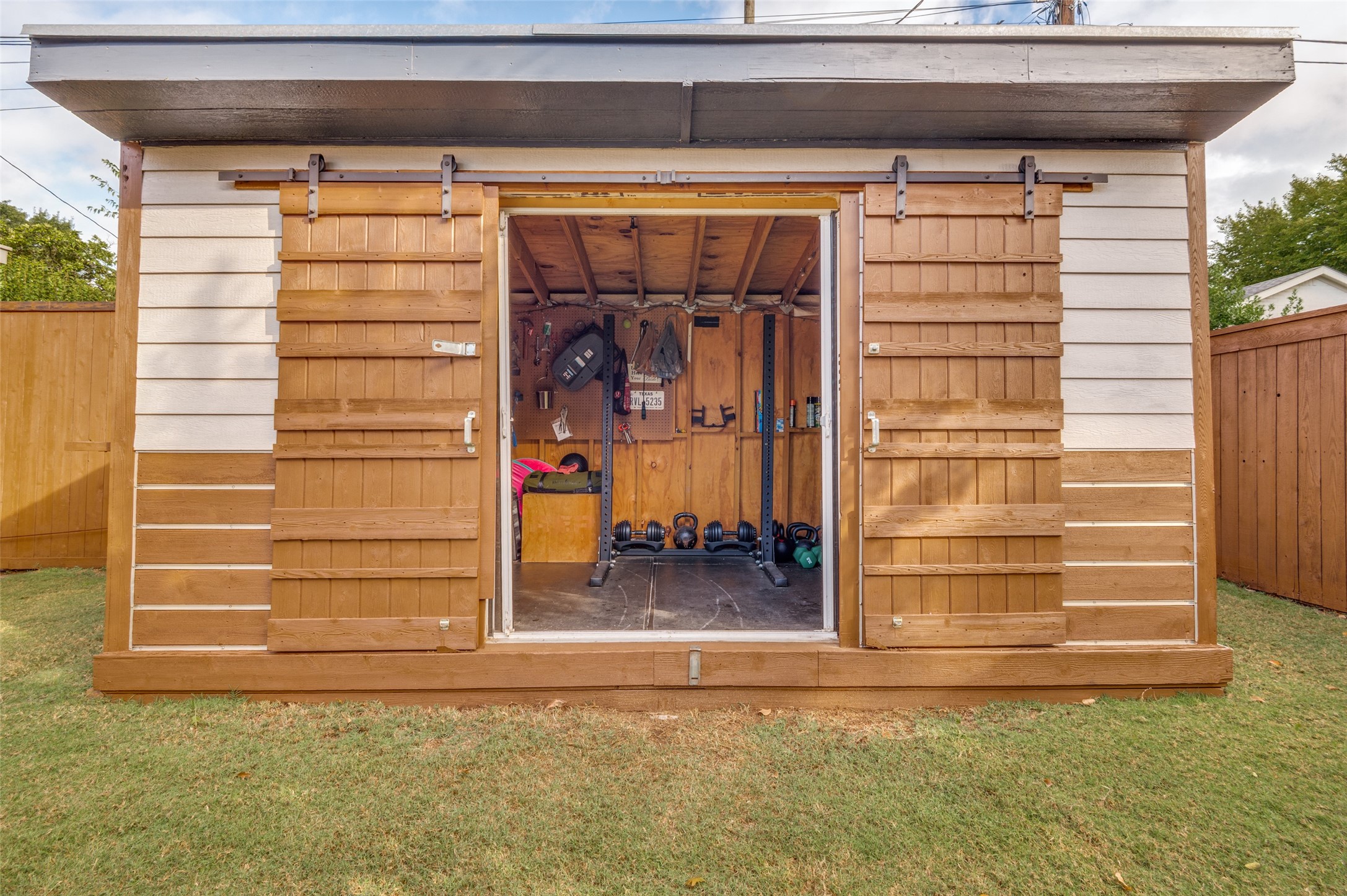 4015 Lively Lane Dallas TX 75220