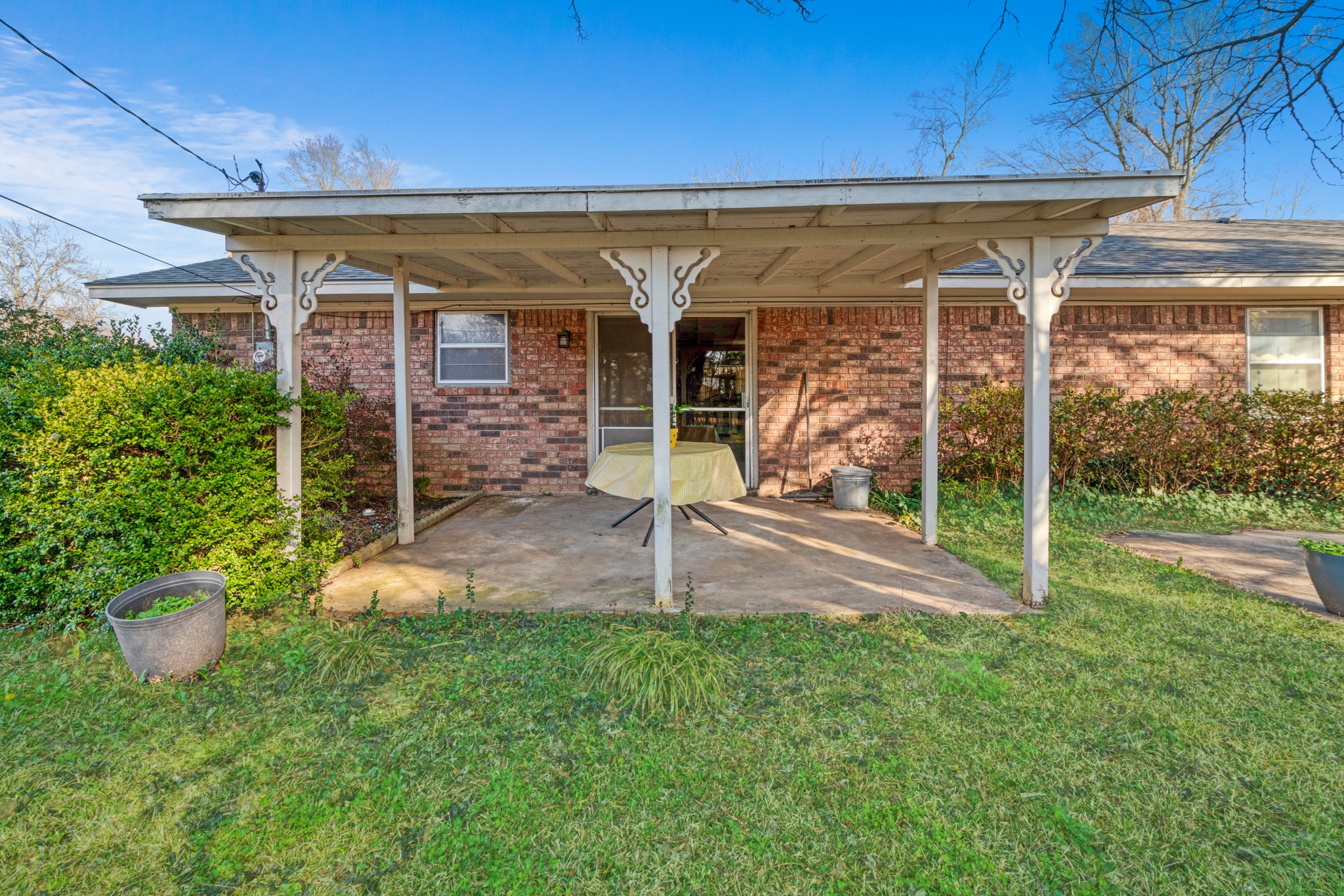 410 S Bois Darc Street Blossom TX 75416
