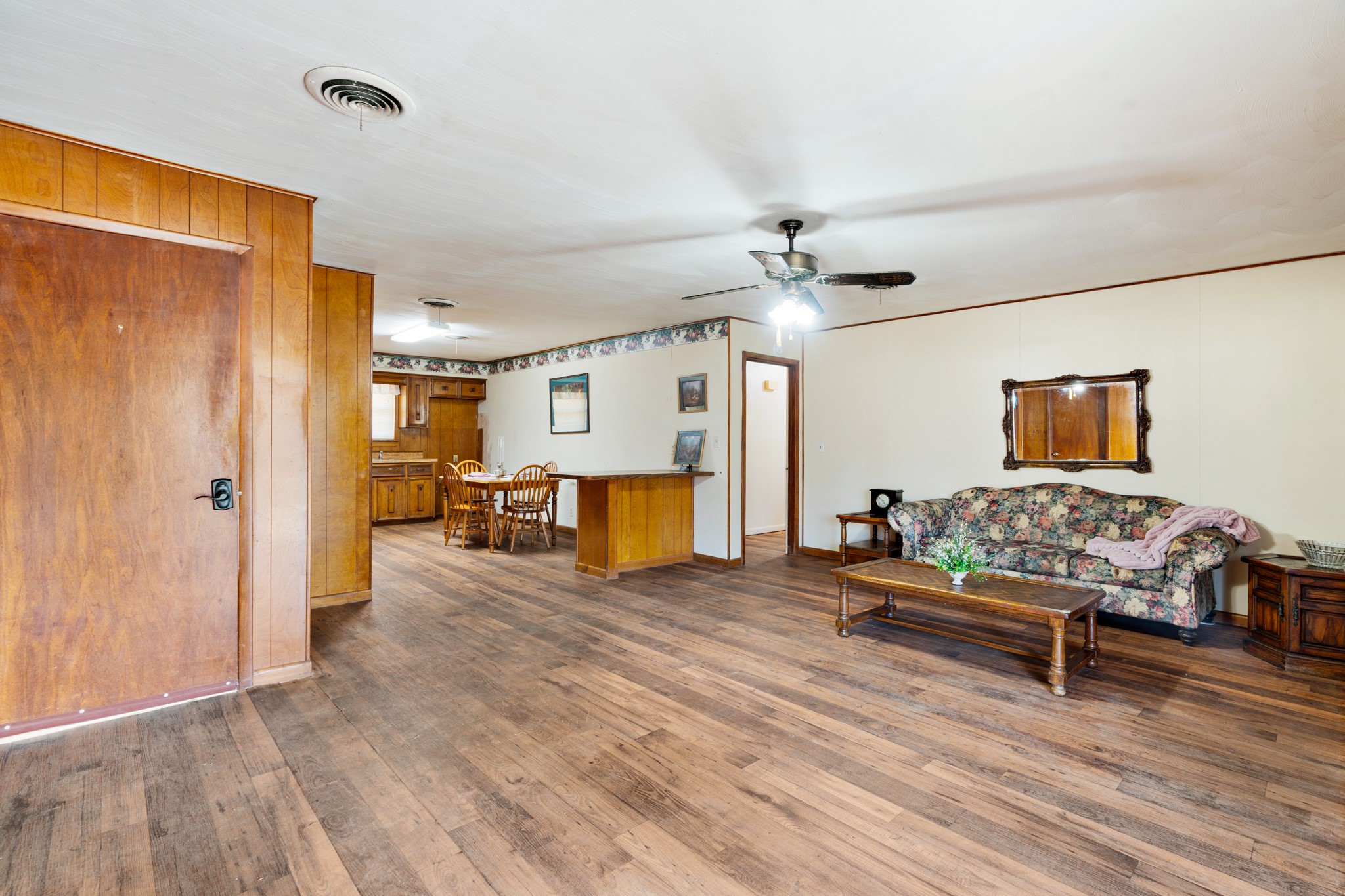 410 S Bois Darc Street Blossom TX 75416
