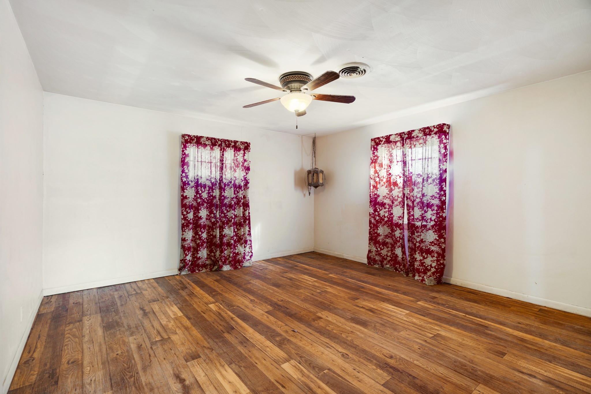 410 S Bois Darc Street Blossom TX 75416
