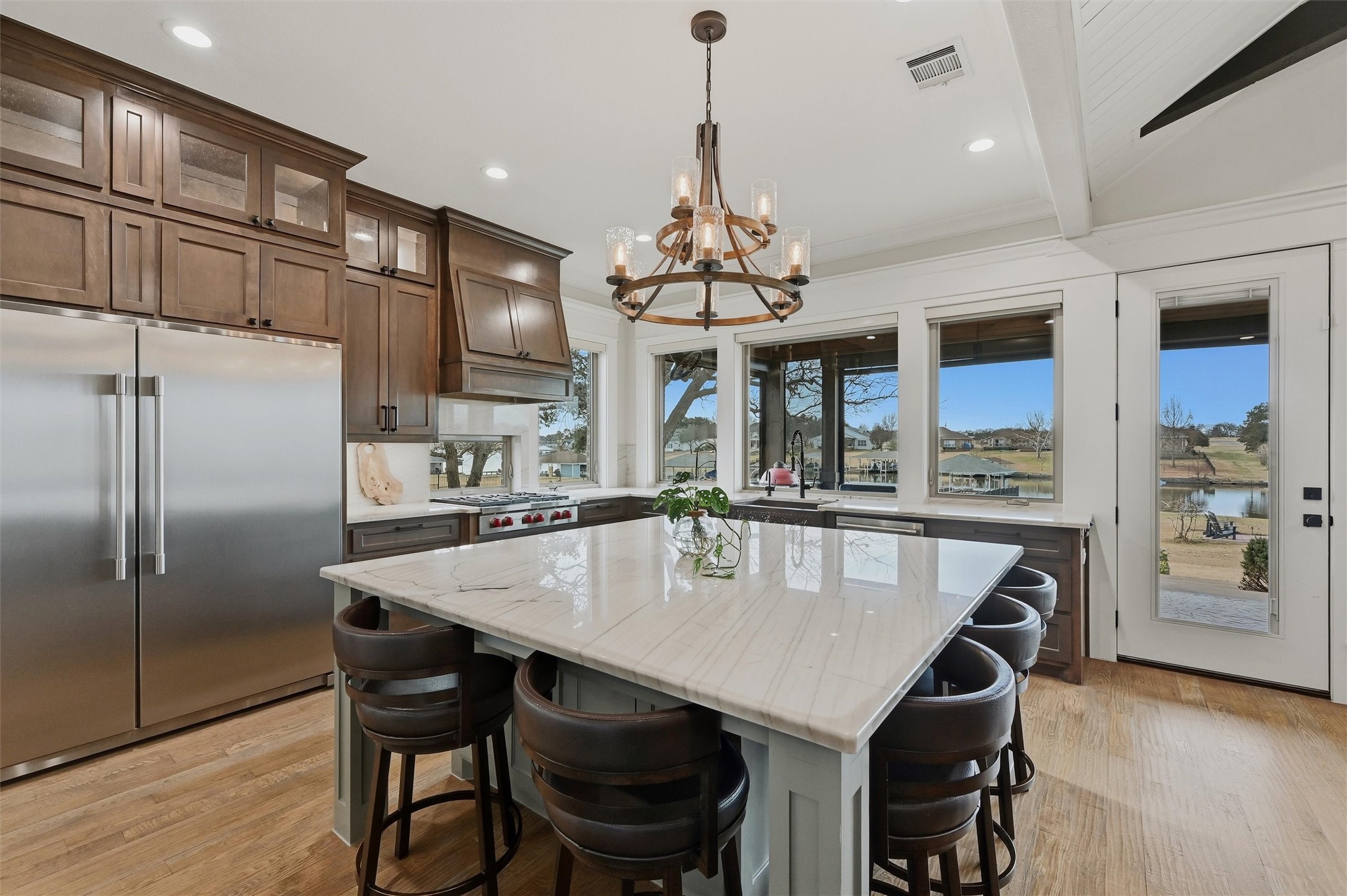 613 Kiowa Drive W Lake Kiowa TX 76240