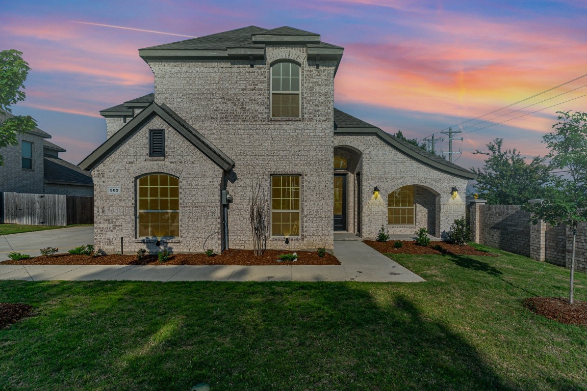 502 Clifton Court Midlothian TX 76065