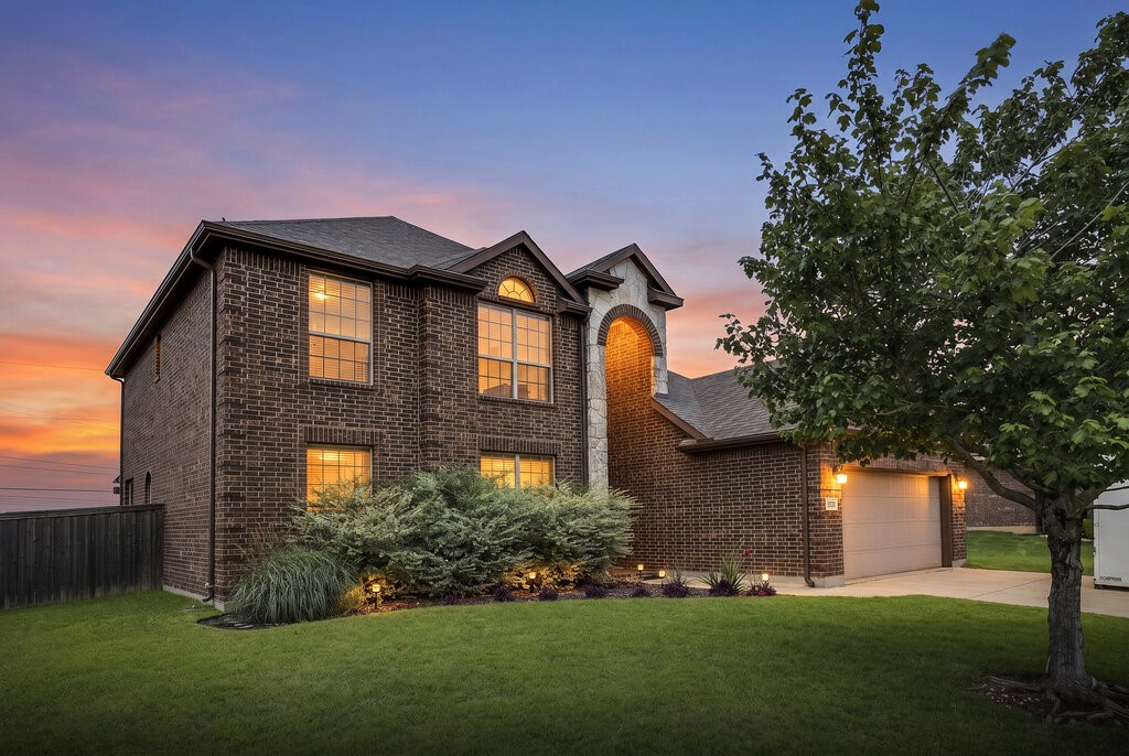1046 Chandler Street Kennedale TX 76060