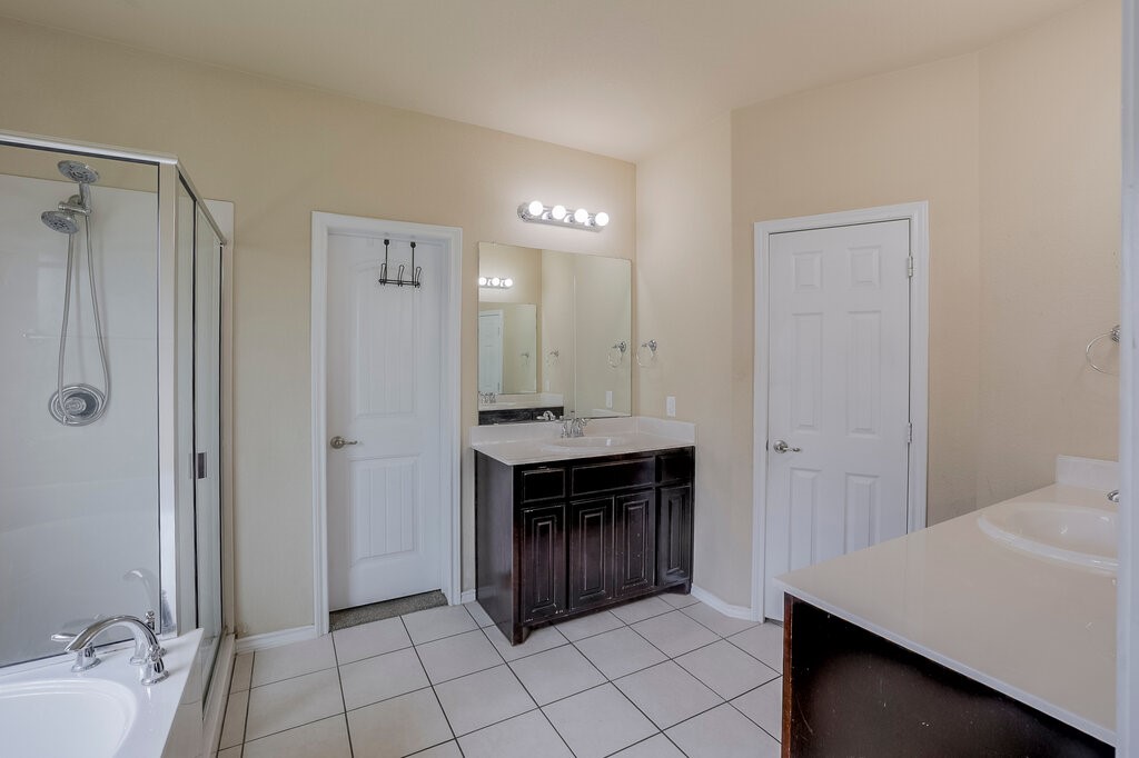1046 Chandler Street Kennedale TX 76060