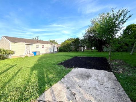 4203 Bonnie View Road Dallas TX 75216