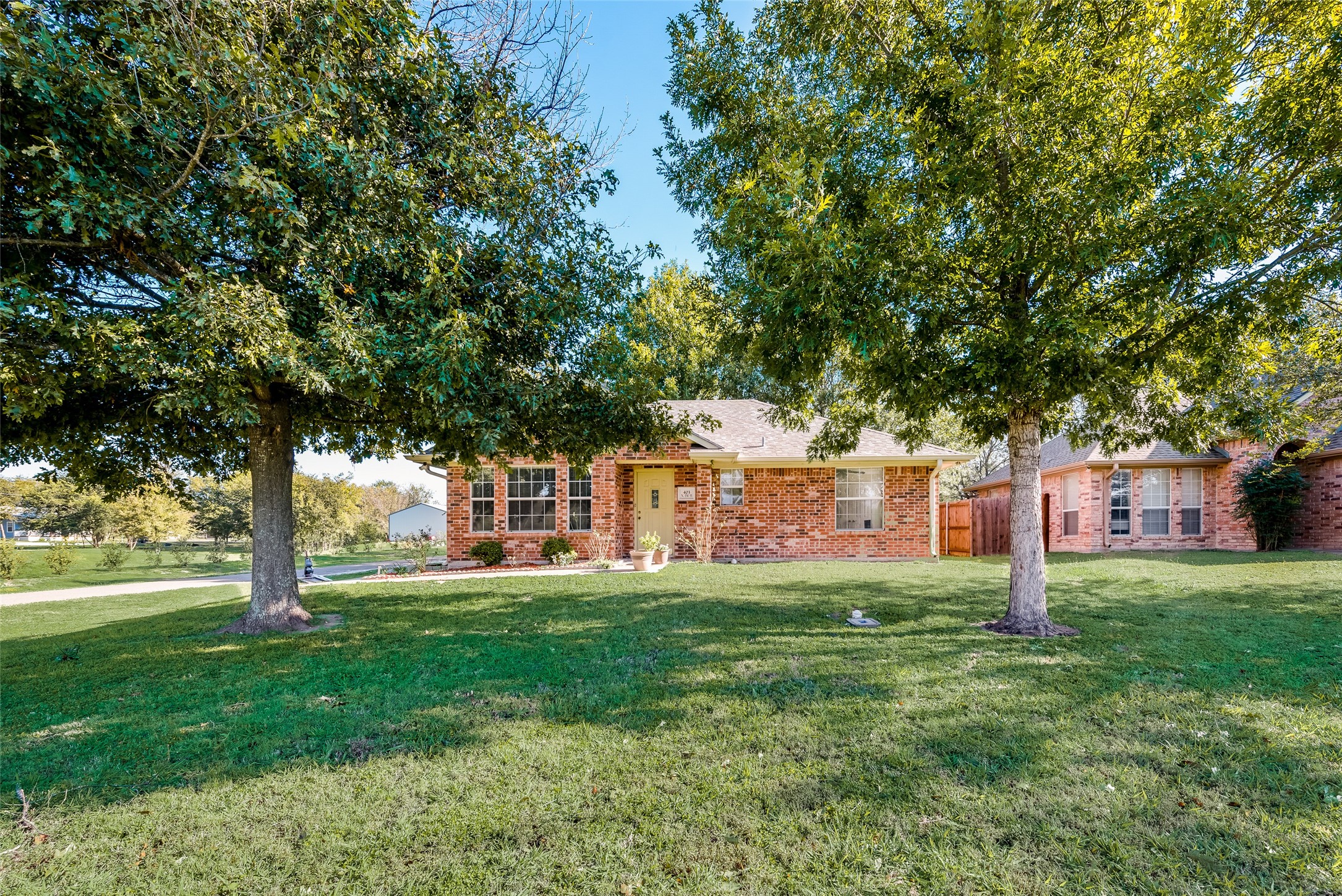 403 N Elm Street Blooming Grove TX 76626