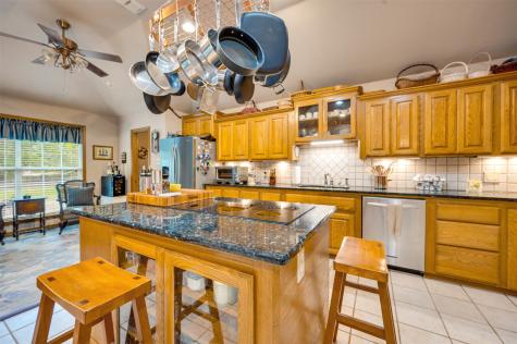 3269 An County Road 153 Palestine TX 75801