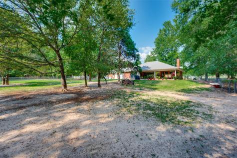 3269 An County Road 153 Palestine TX 75801