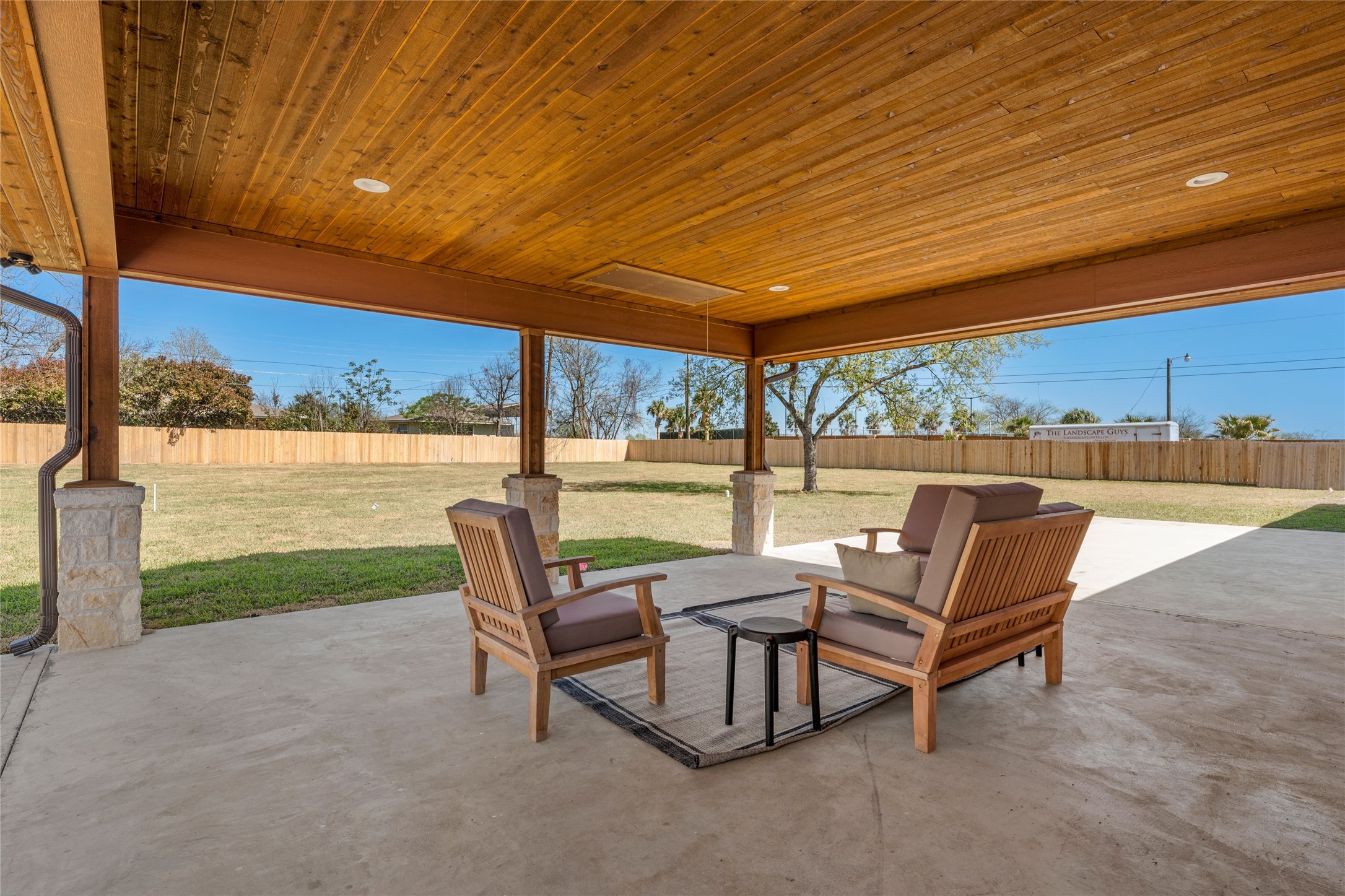 1404 S Robinson Drive Robinson TX 76706